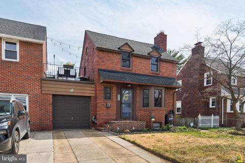 Townhouse For Sale - 7006 Browning Road<br/> PENNSAUKEN, NJ 08109
