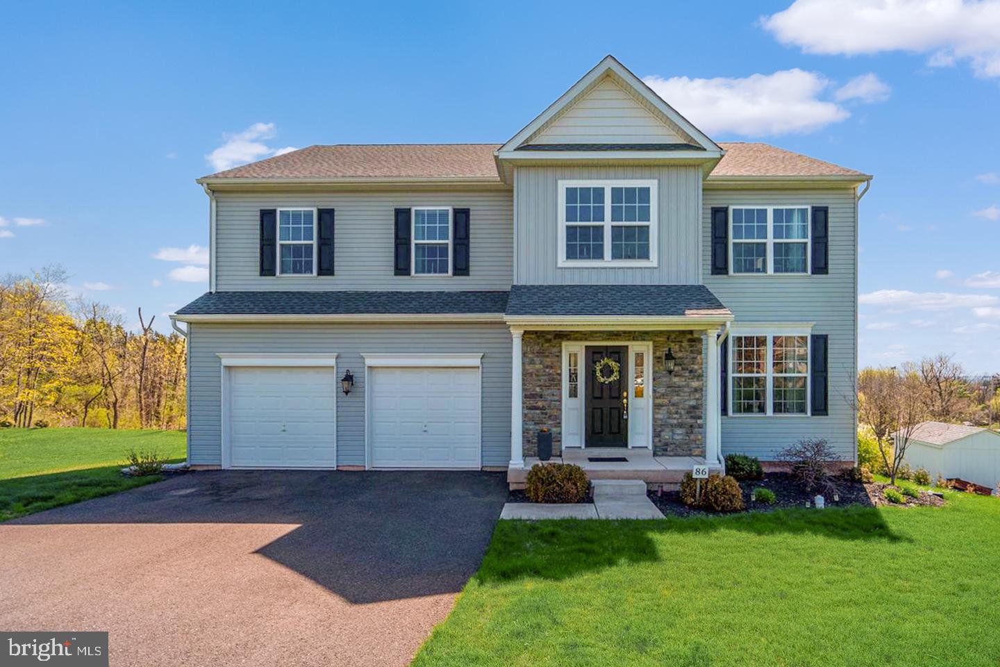 86 PALMER COURT