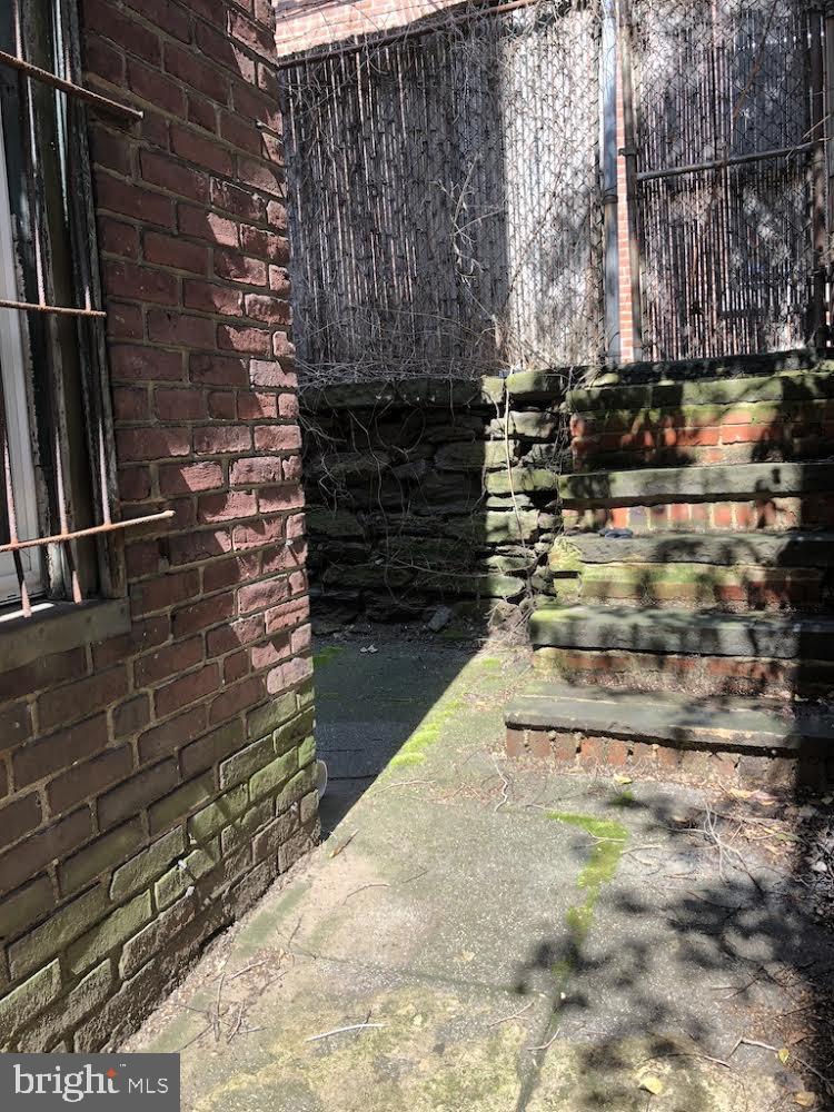 RITTENHOUSE SQUARE - Residential Lease