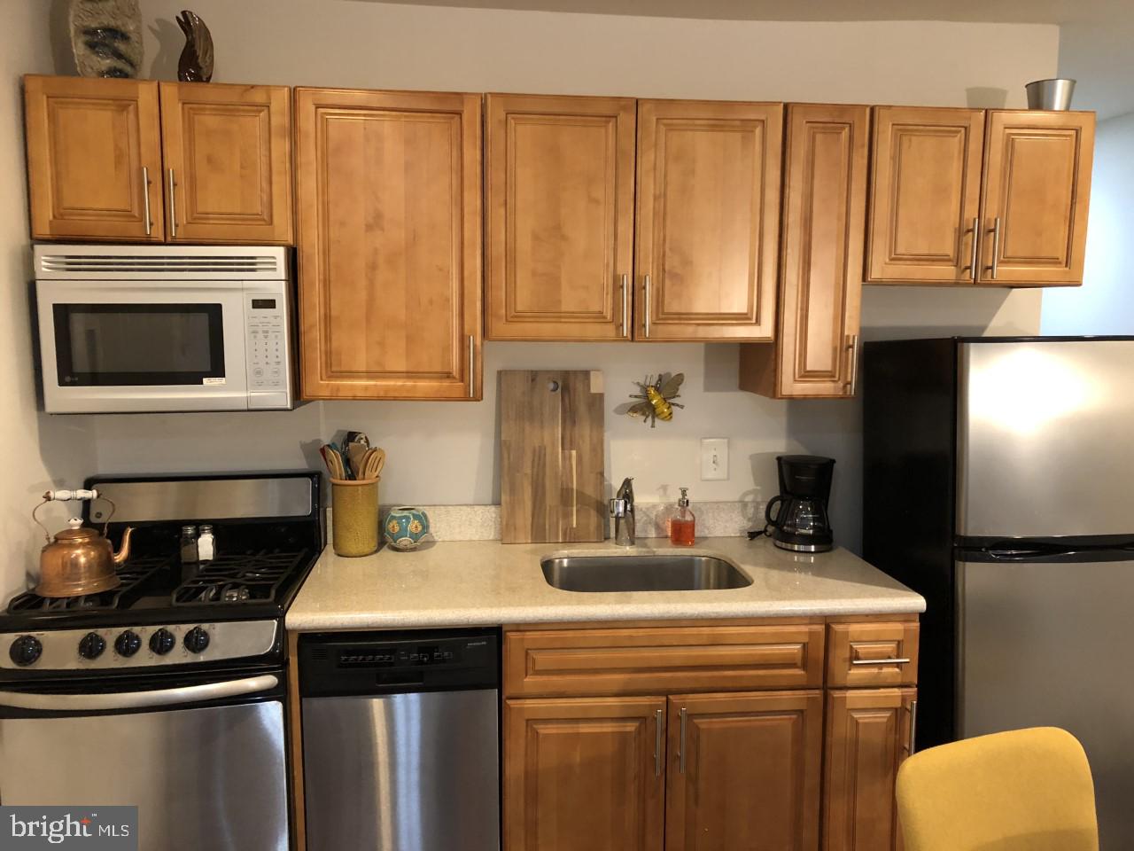 RITTENHOUSE SQUARE - Residential Lease