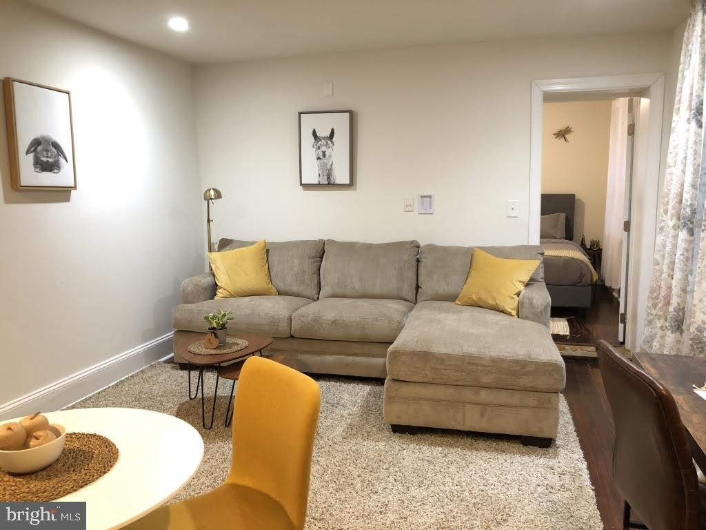 RITTENHOUSE SQUARE - Residential Lease