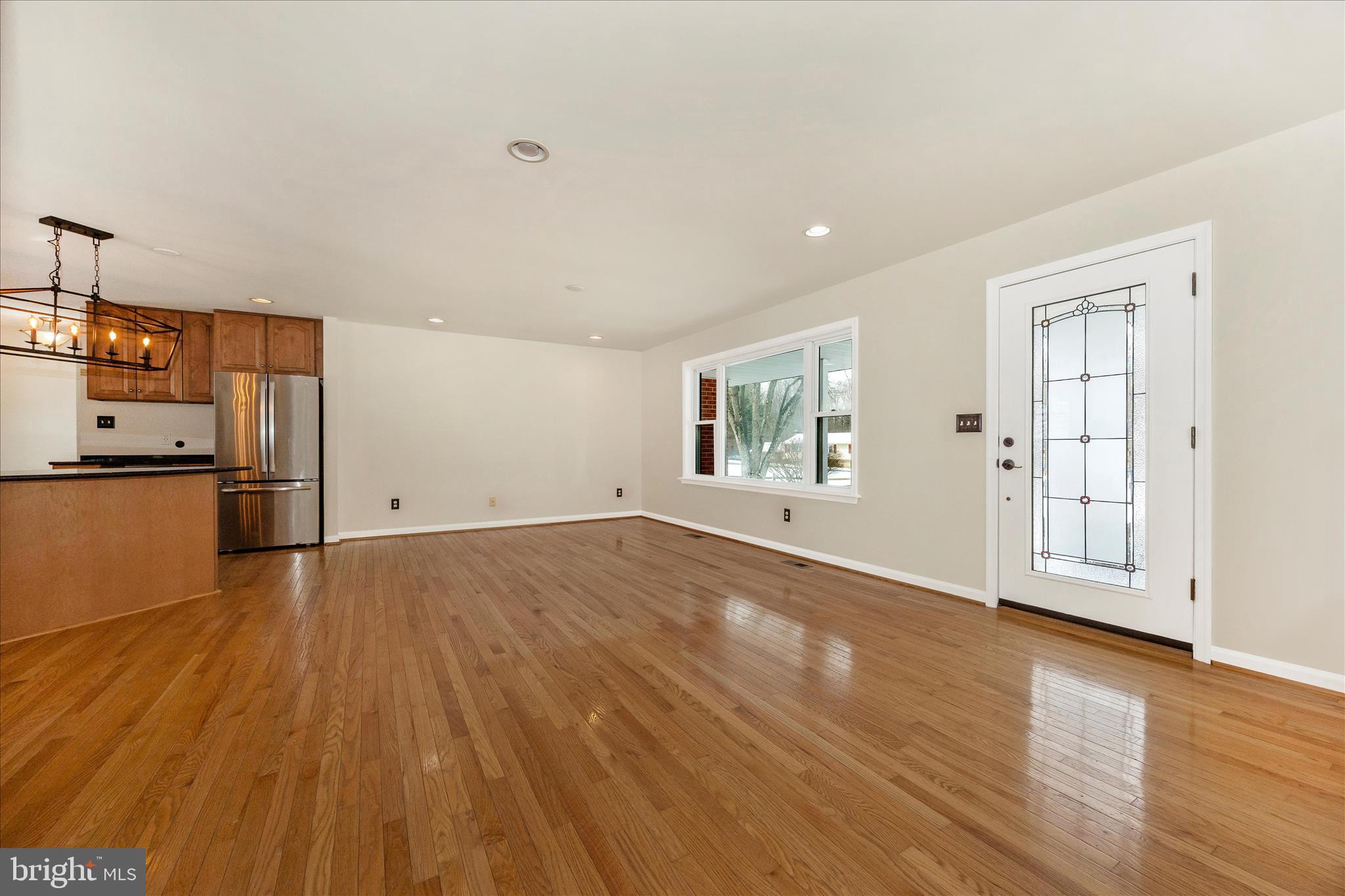 ROLLING HILLS - Residential