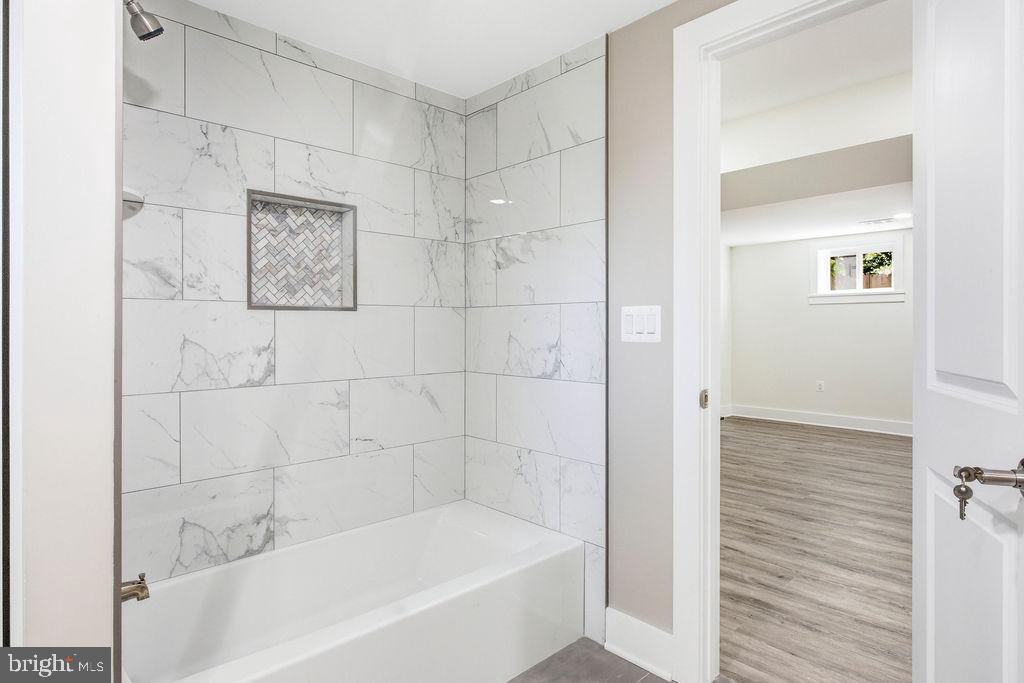 COOLRIDGE ACRES - Residential
