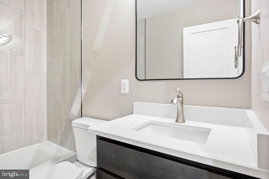 COOLRIDGE ACRES - Residential