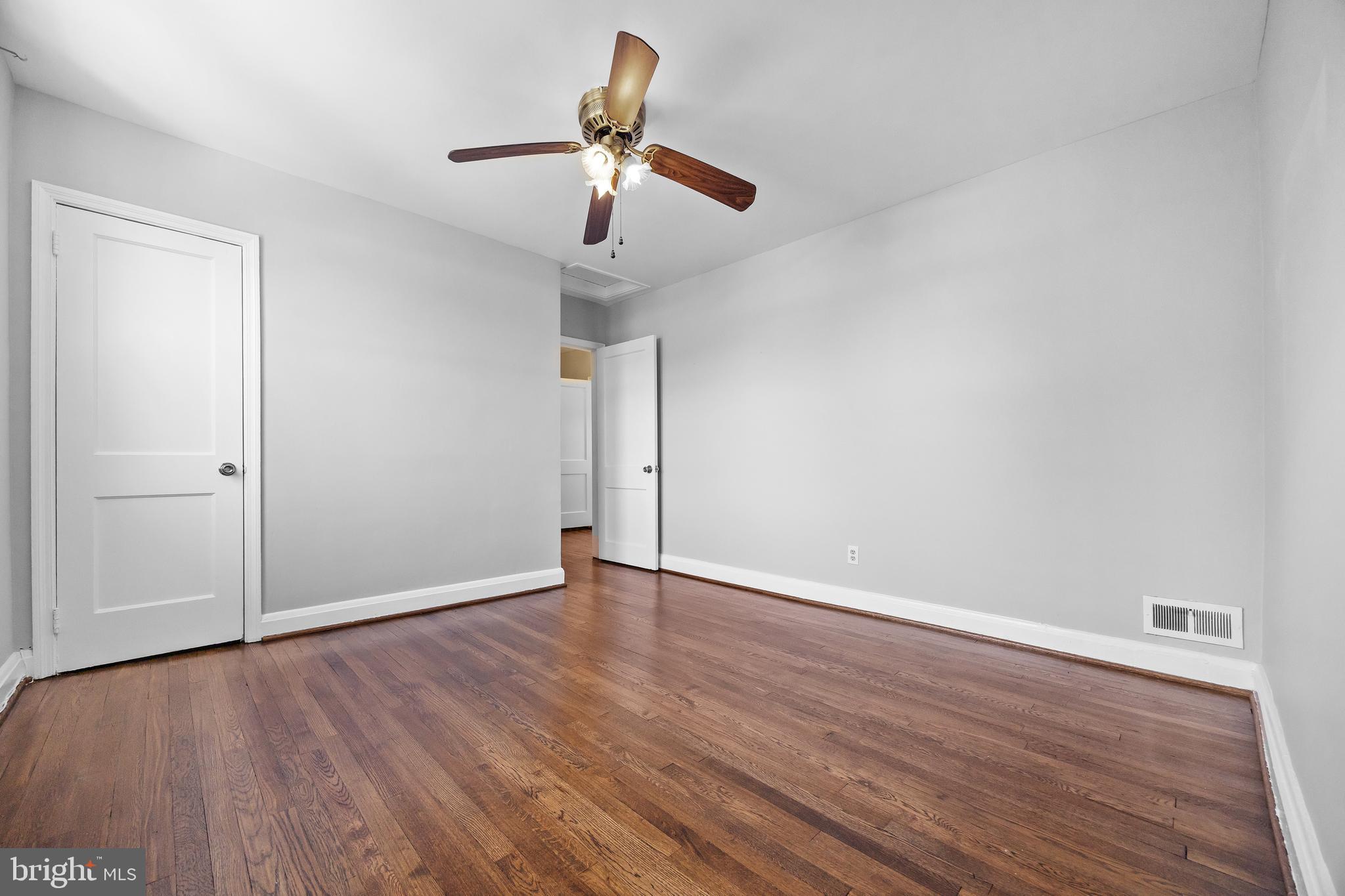 BRIARWOOD - Residential