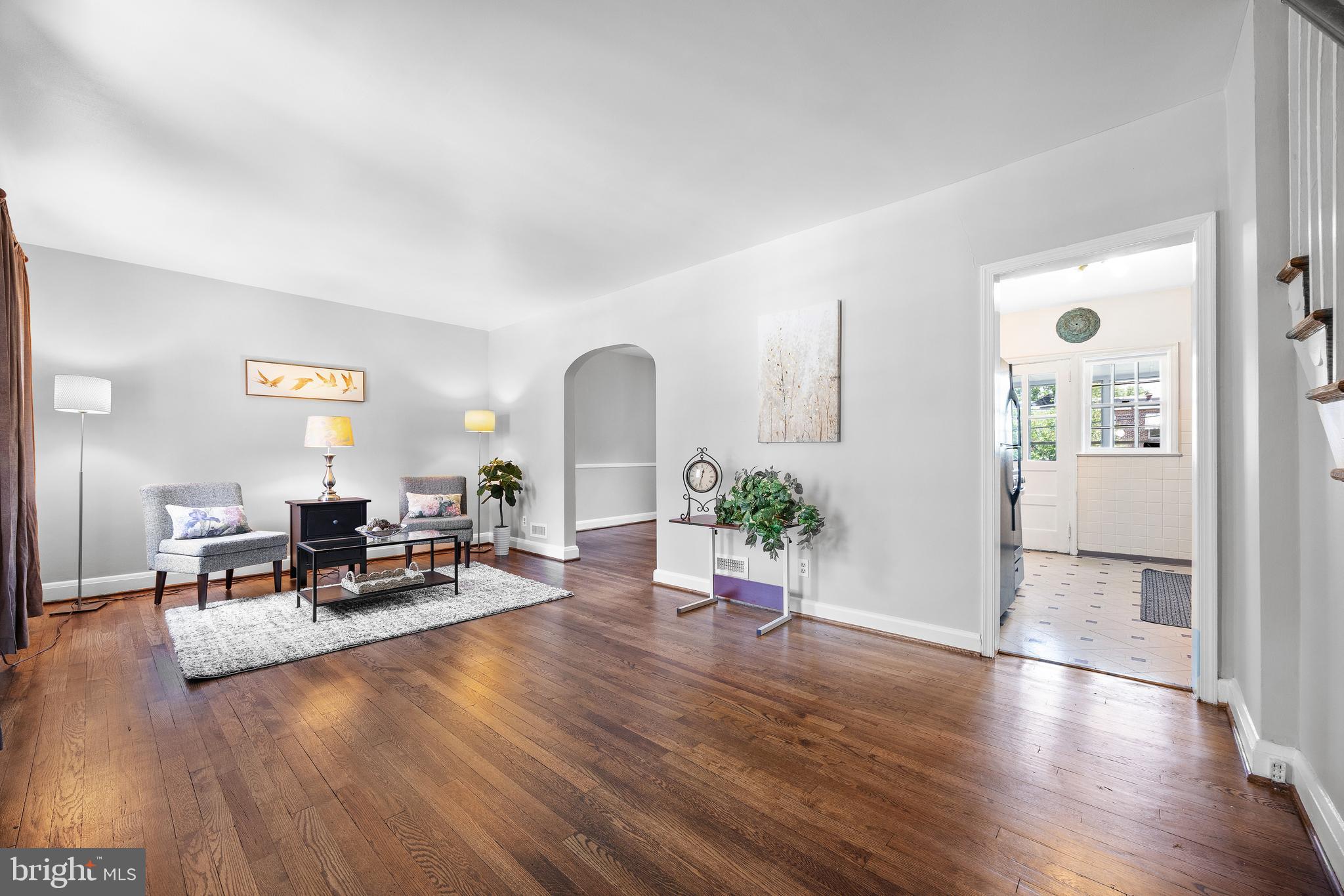 37 BRIARWOOD ROAD