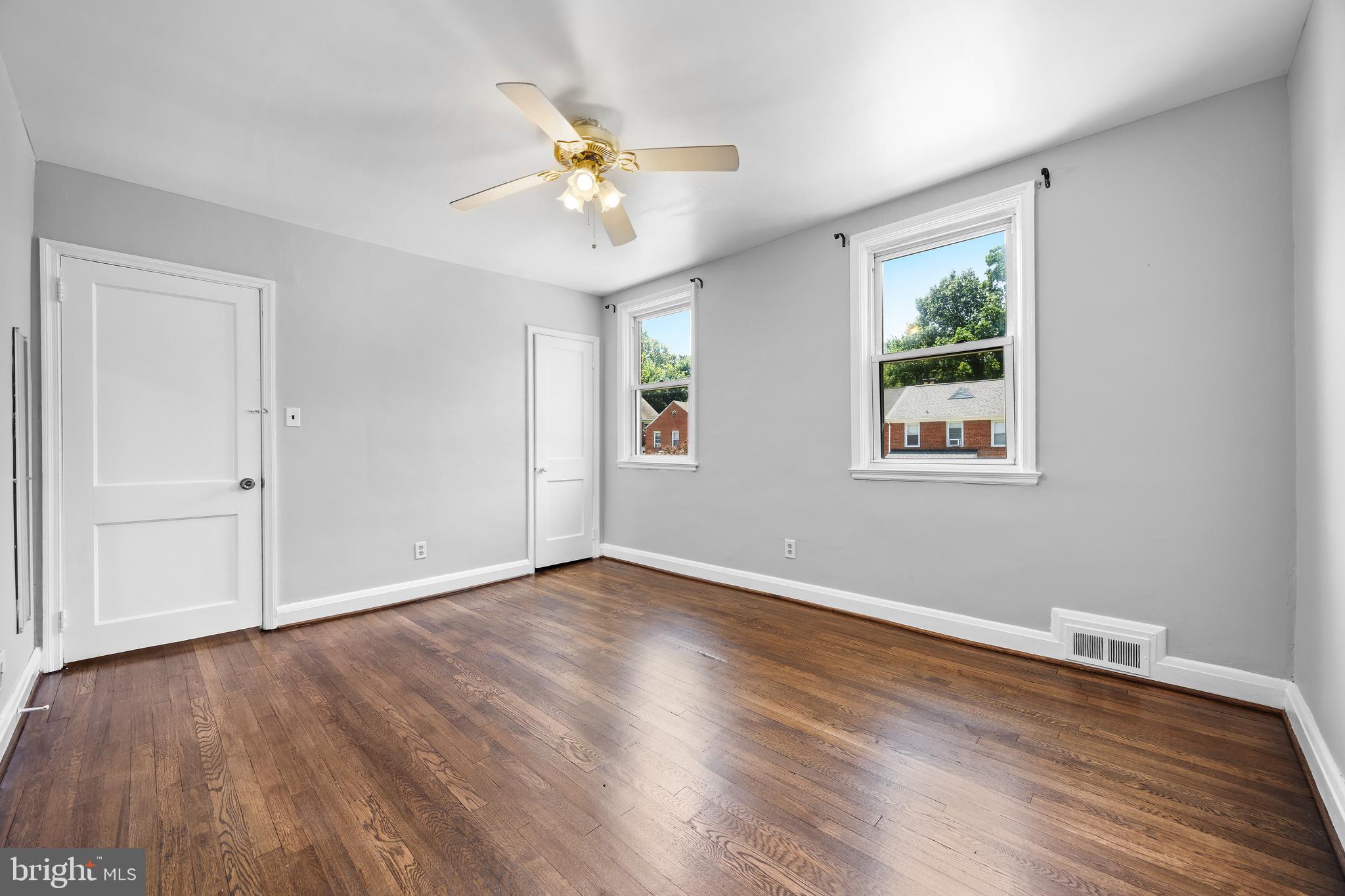 BRIARWOOD - Residential