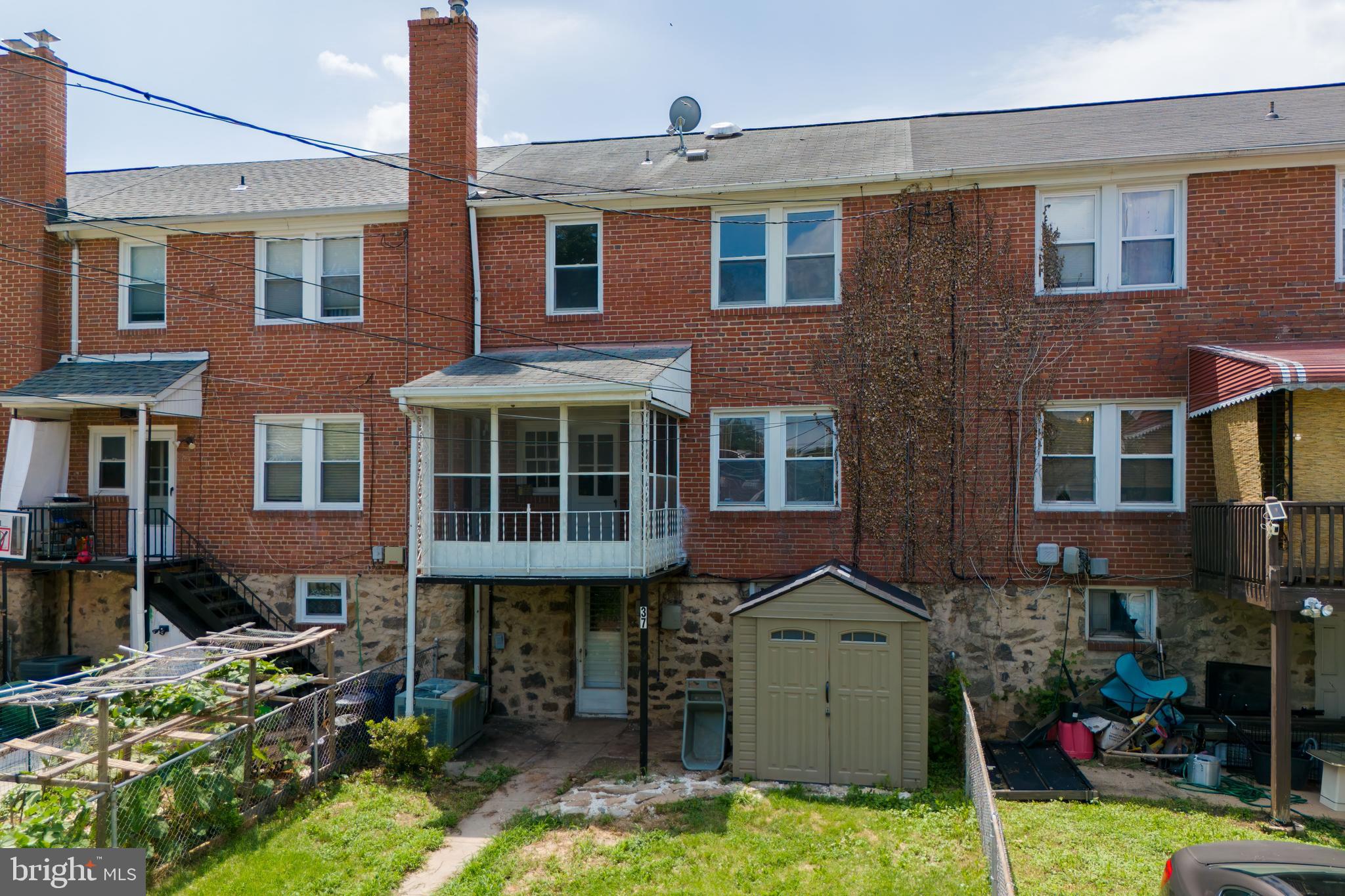 BRIARWOOD - Residential