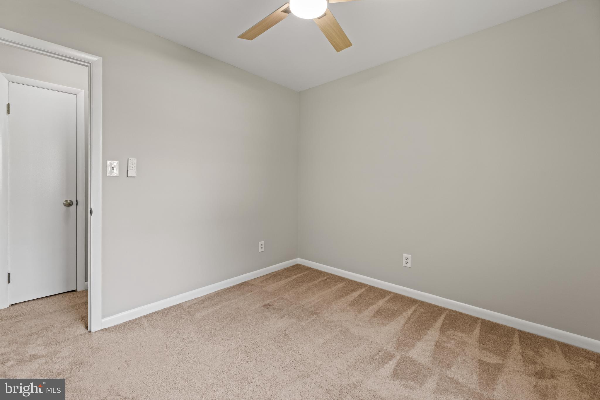 BROADVIEW ACRES - Residential