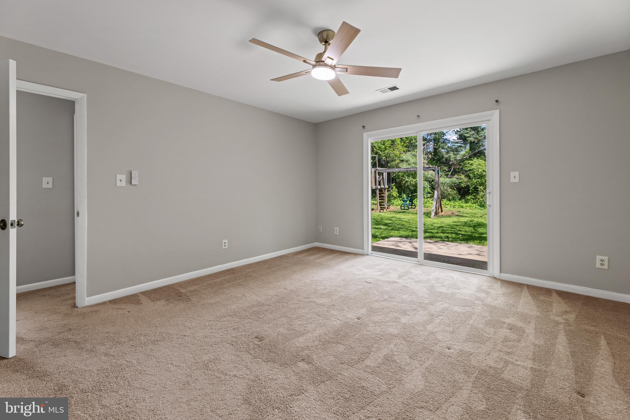 BROADVIEW ACRES - Residential