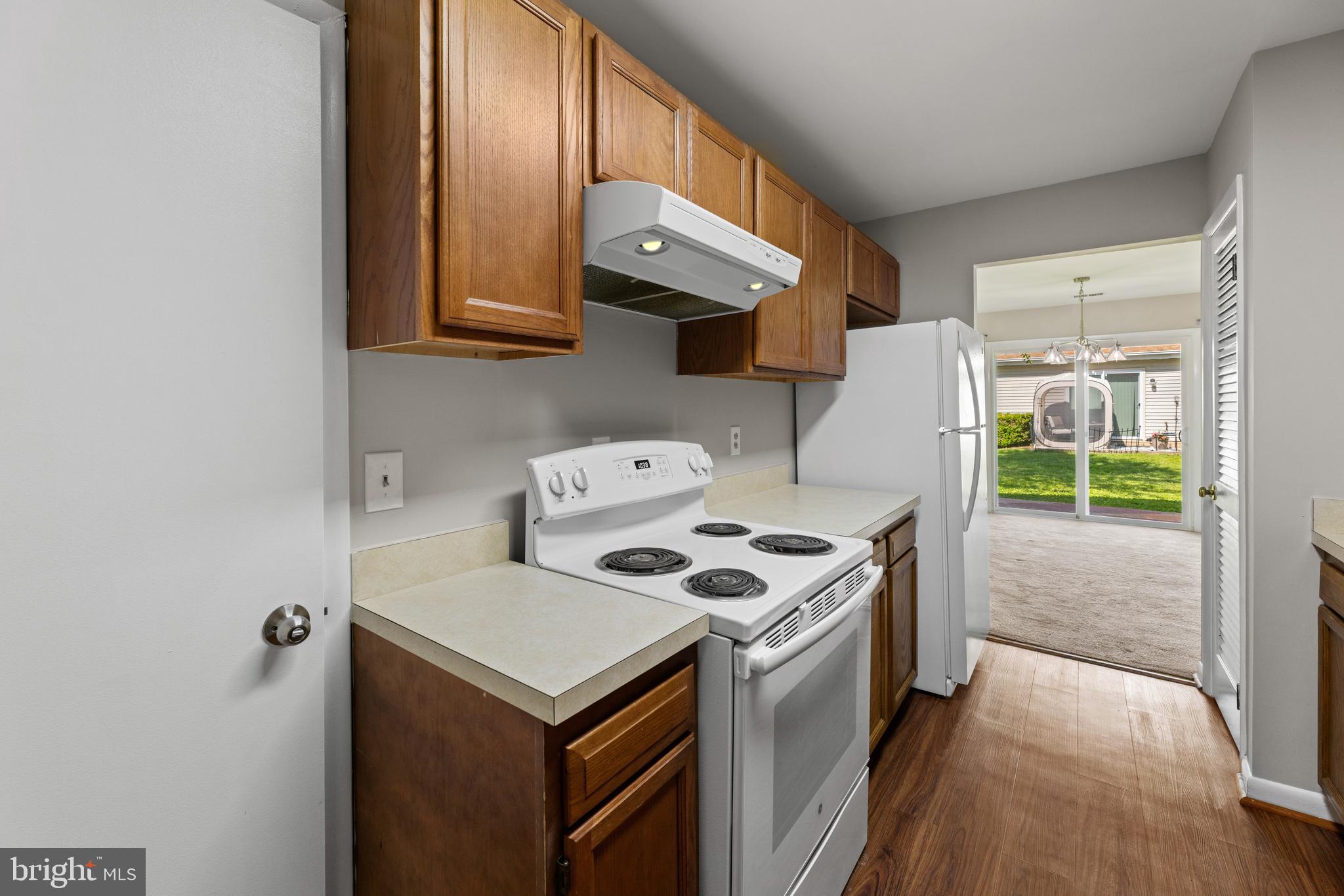 BROADVIEW ACRES - Residential