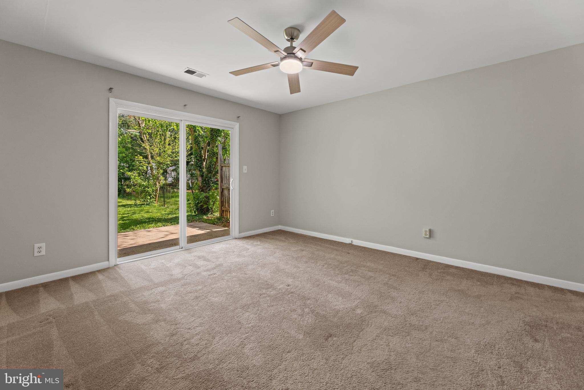 BROADVIEW ACRES - Residential