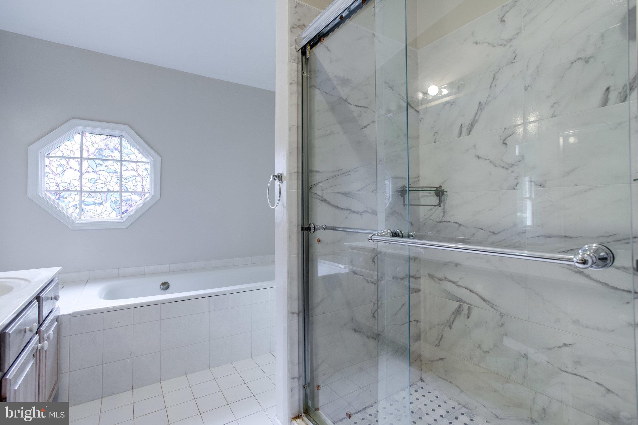 OAKTON CREST - Residential Lease