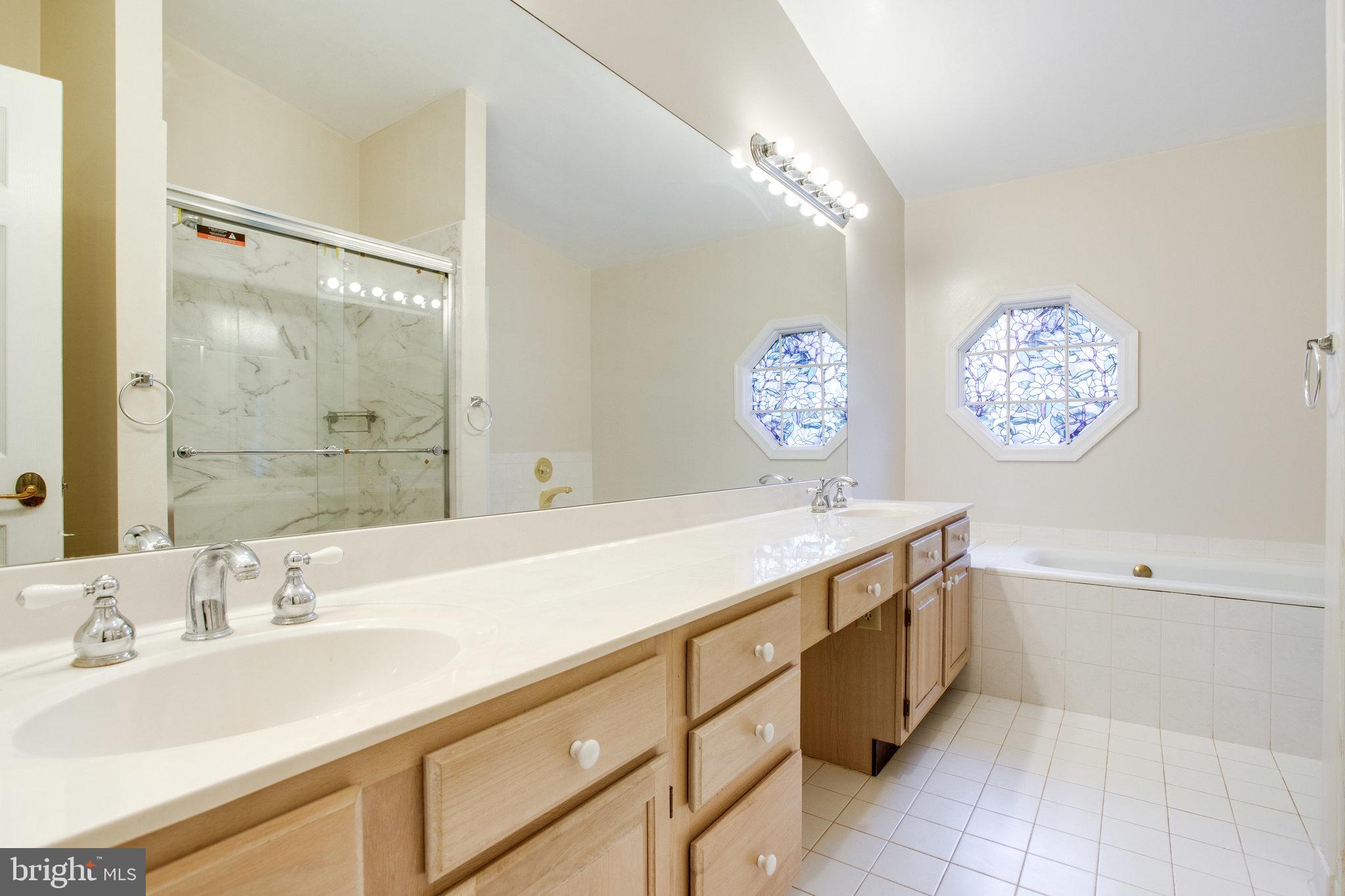 OAKTON CREST - Residential Lease