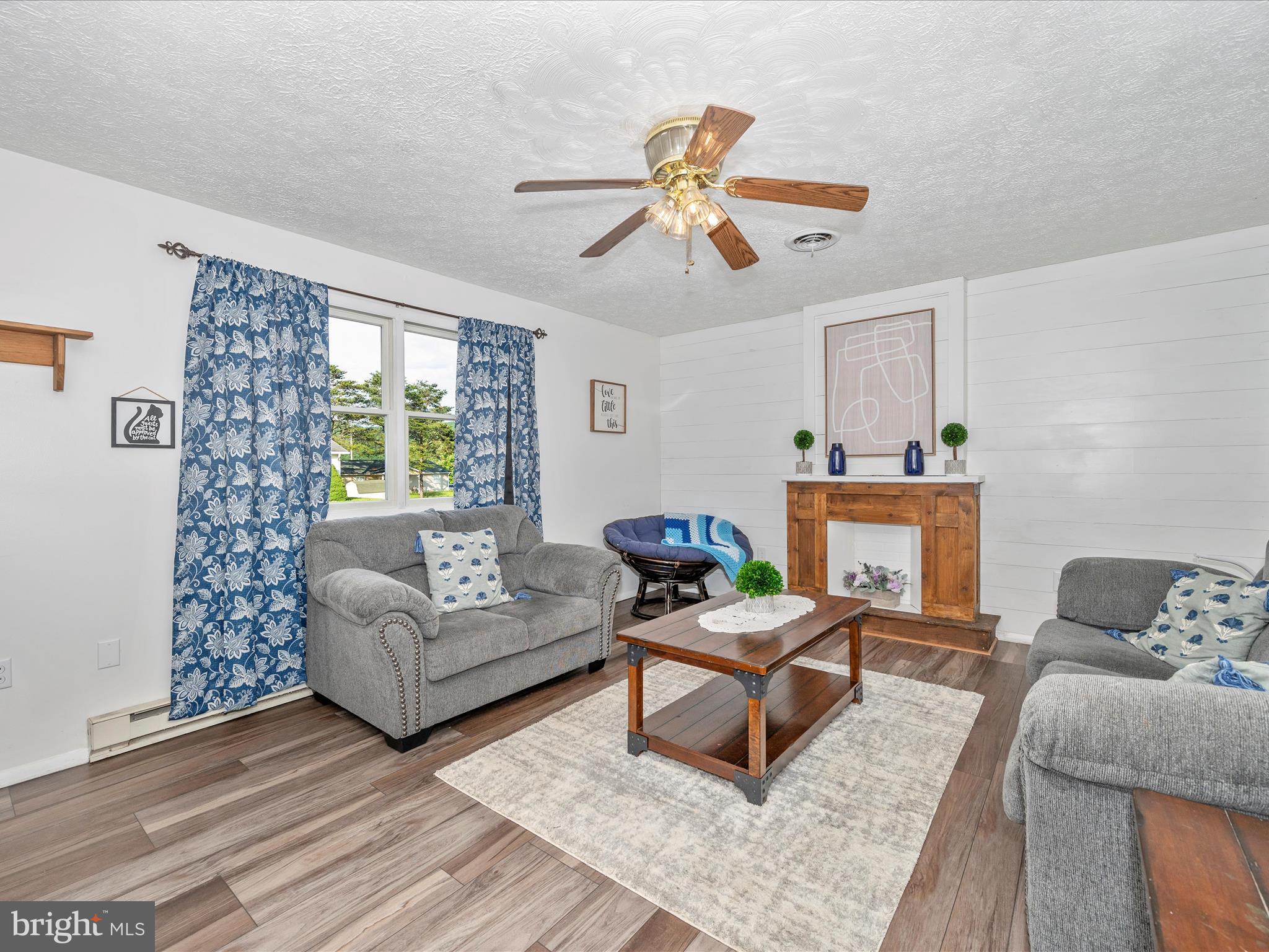 QUAIL VALLEY - Residential