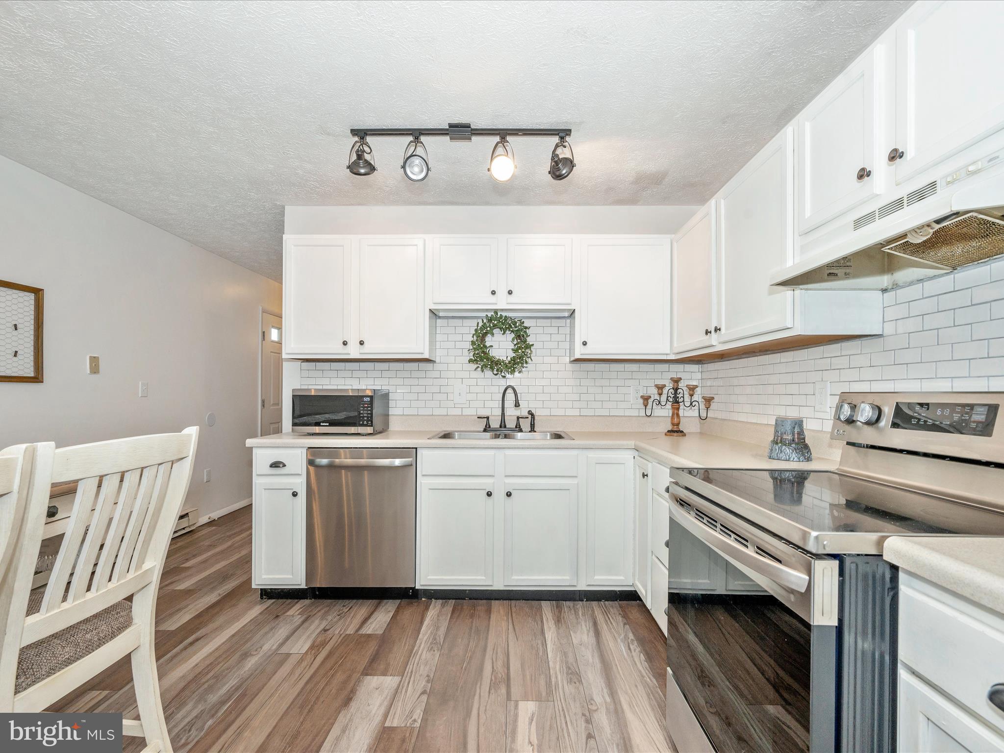 QUAIL VALLEY - Residential