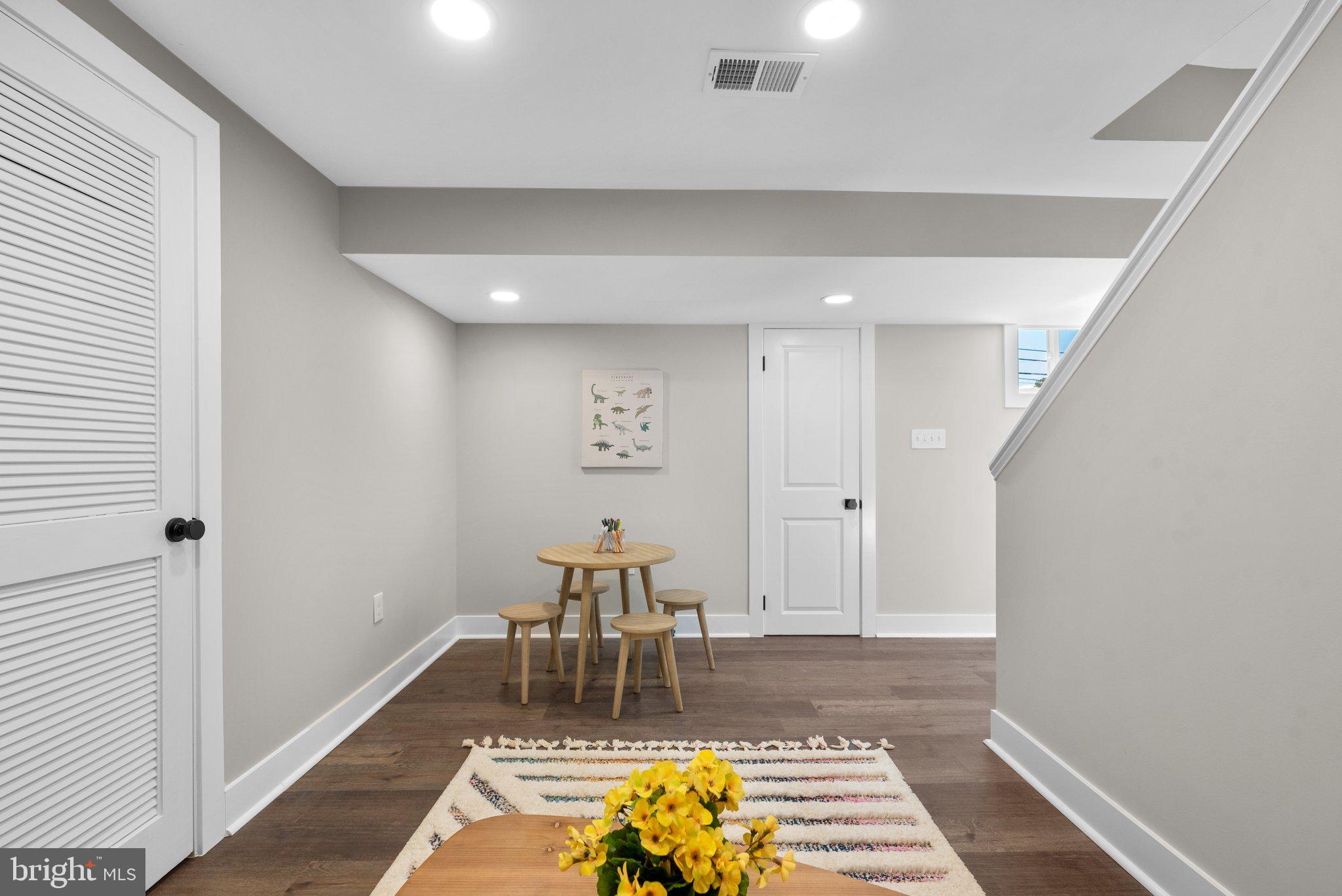 SILVER SPRING - Residential