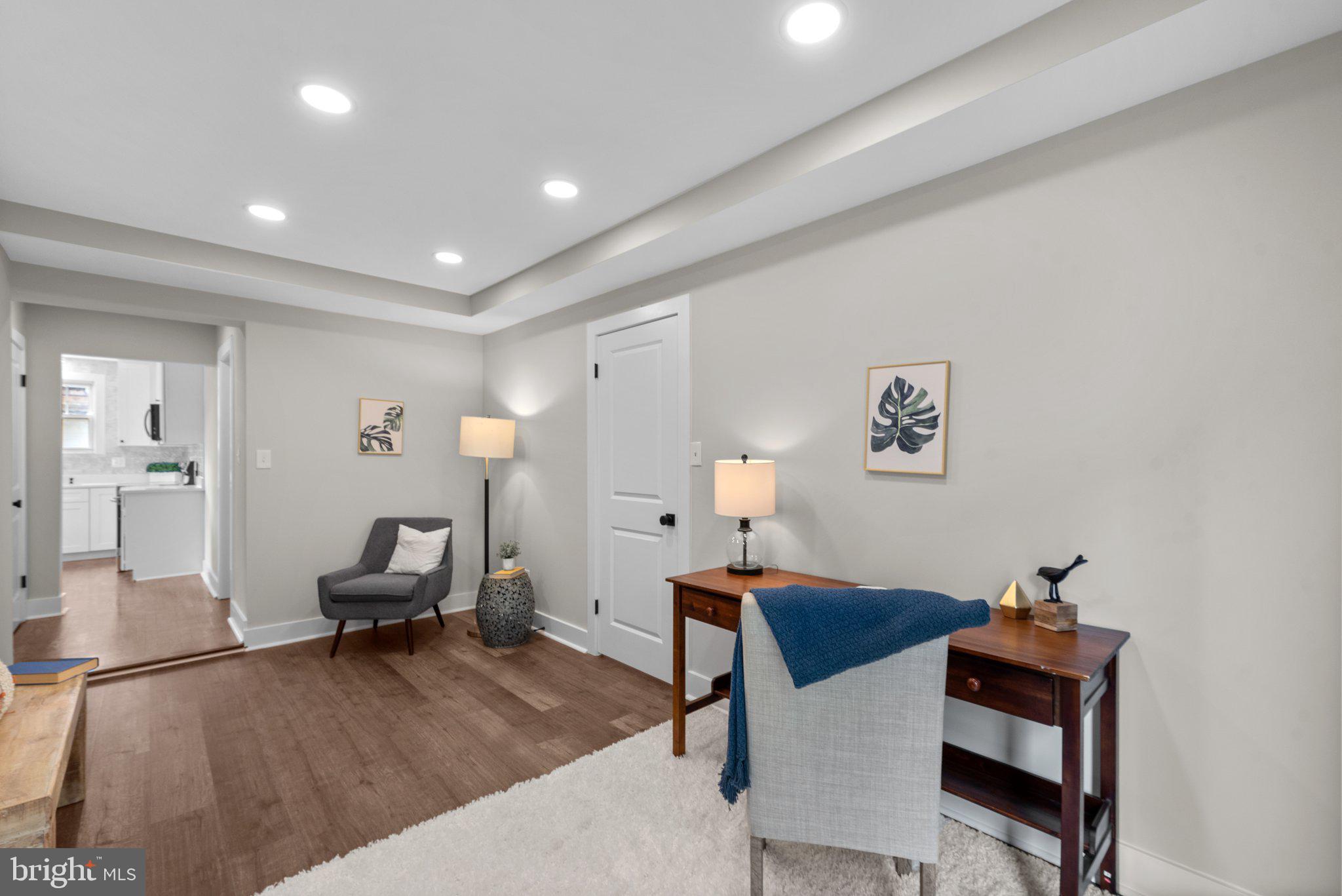 SILVER SPRING - Residential