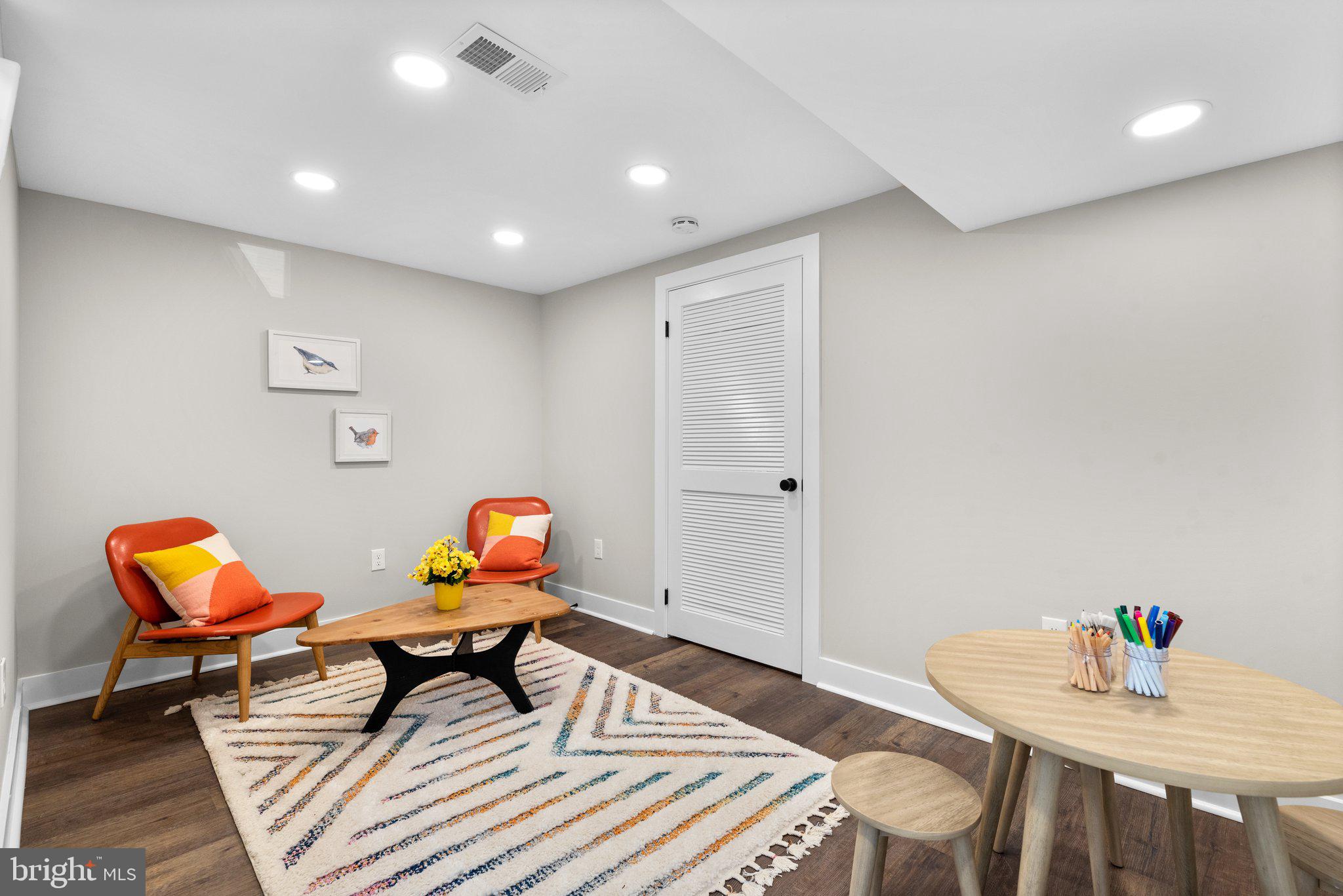 SILVER SPRING - Residential