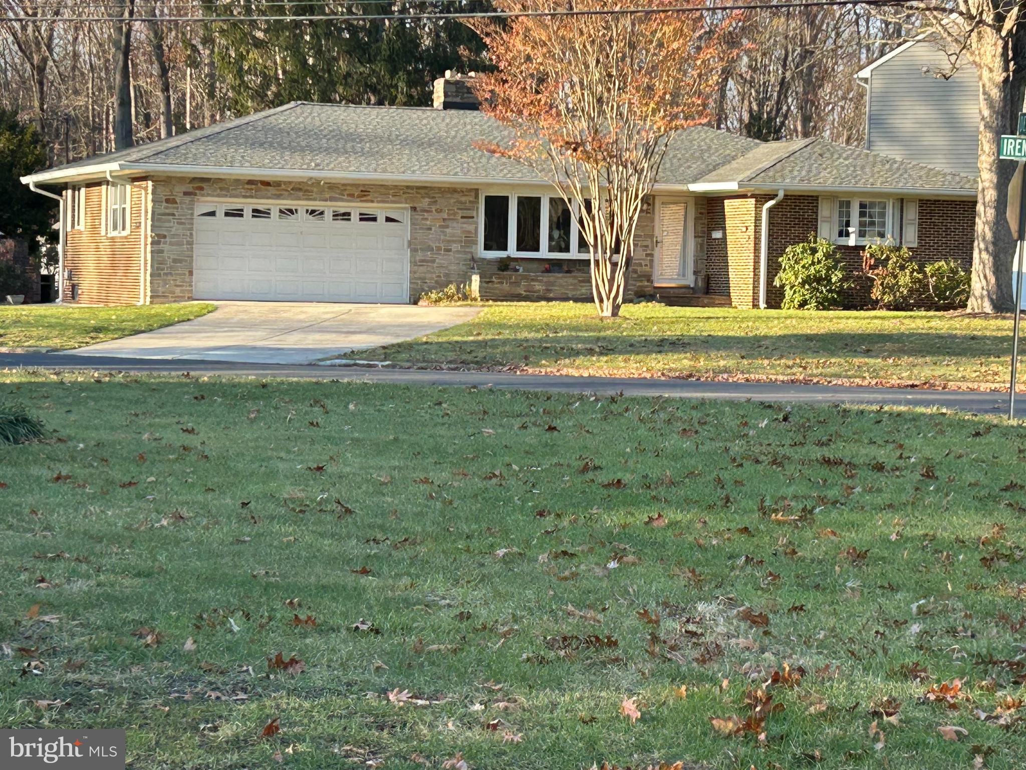 SELBY GROVE - Residential
