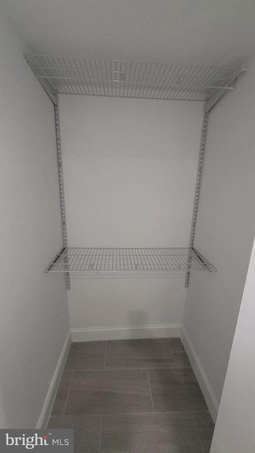 YORKTOWN - Residential Lease