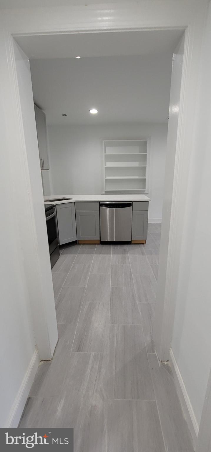 YORKTOWN - Residential Lease