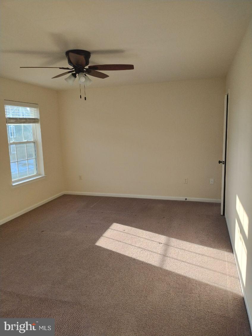 TRAIL SIDE - Residential Lease