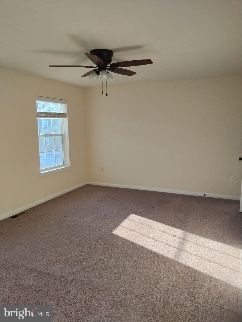 TRAIL SIDE - Residential Lease