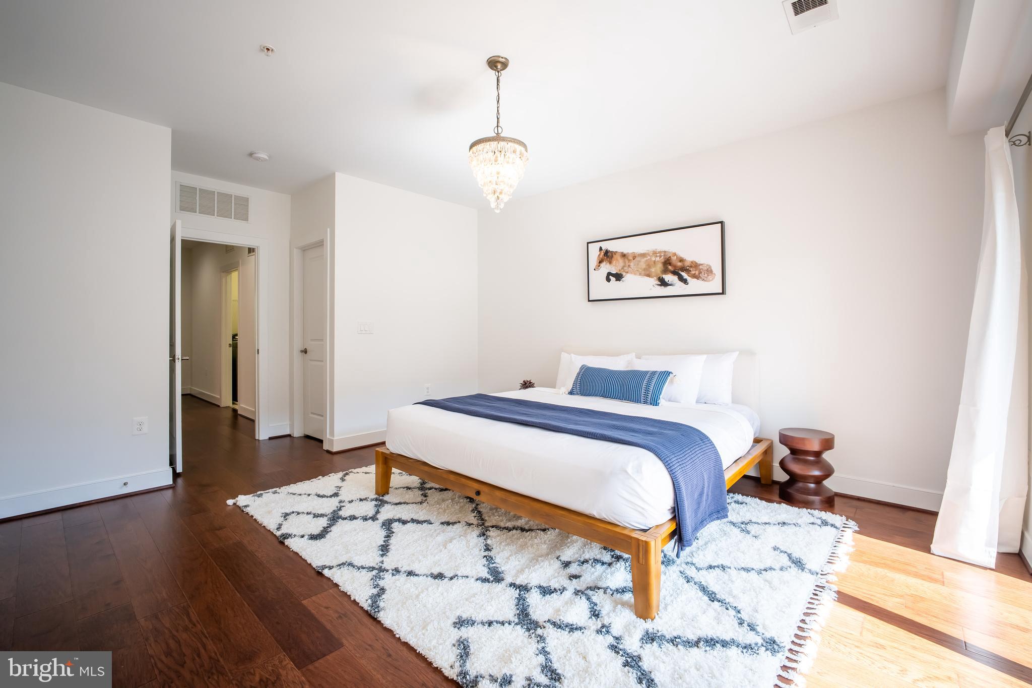 POTOMAC  YARDS - Residential