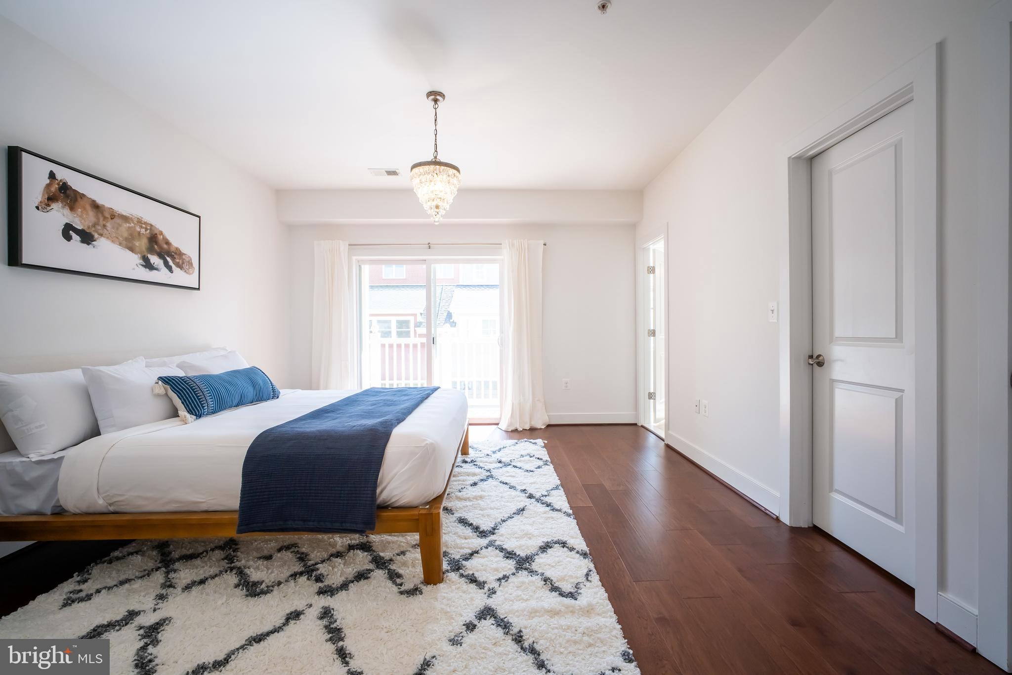 POTOMAC  YARDS - Residential