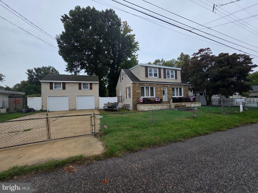 Photo of 14 New Jersey Avenue, VILLAS, NJ 08251 (MLS # NJCM2008142)