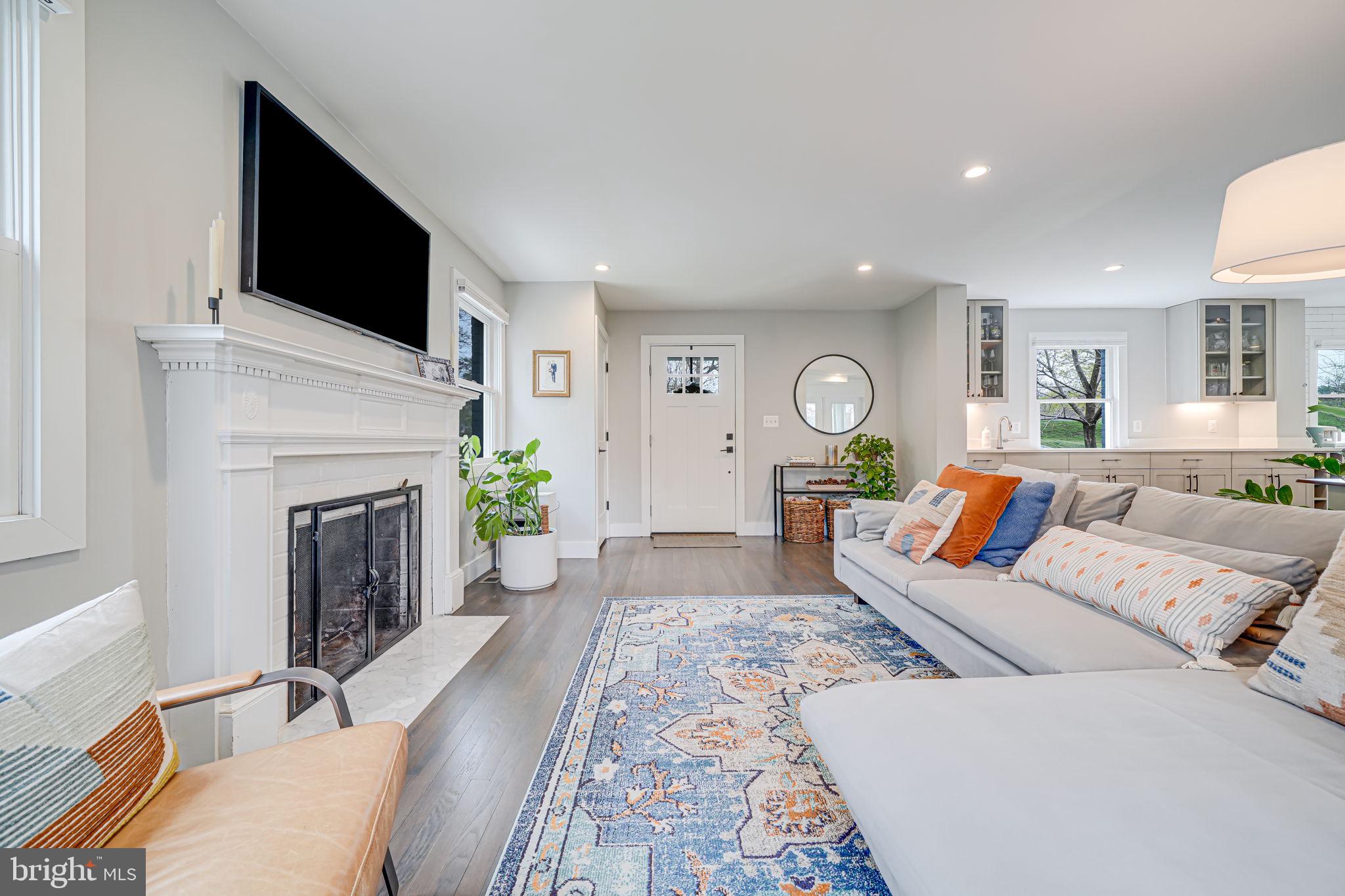 ARLINGTON FOREST - Residential Lease