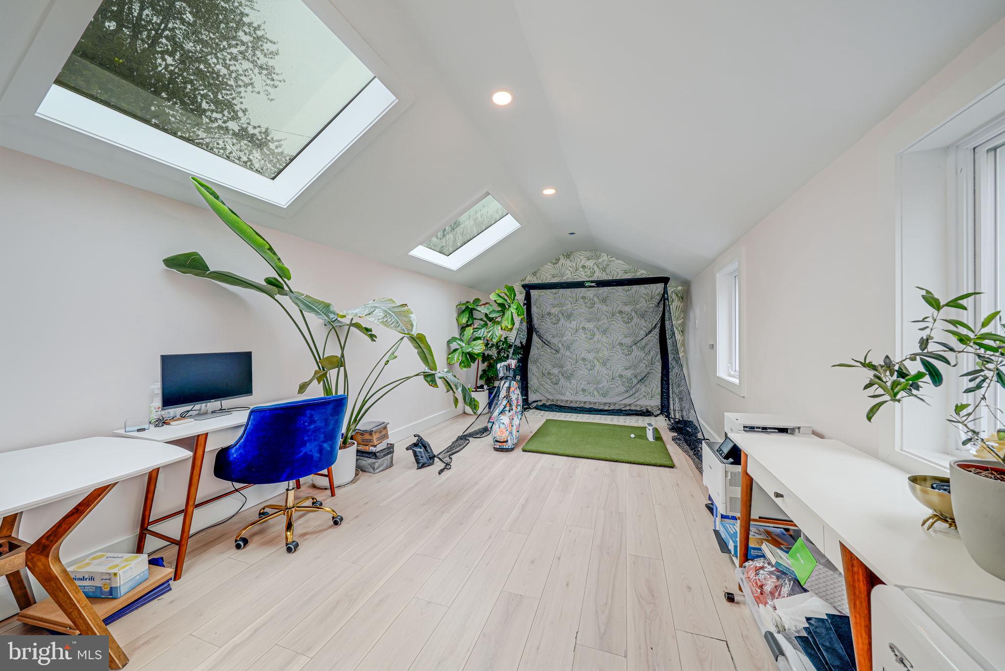 ARLINGTON FOREST - Residential Lease