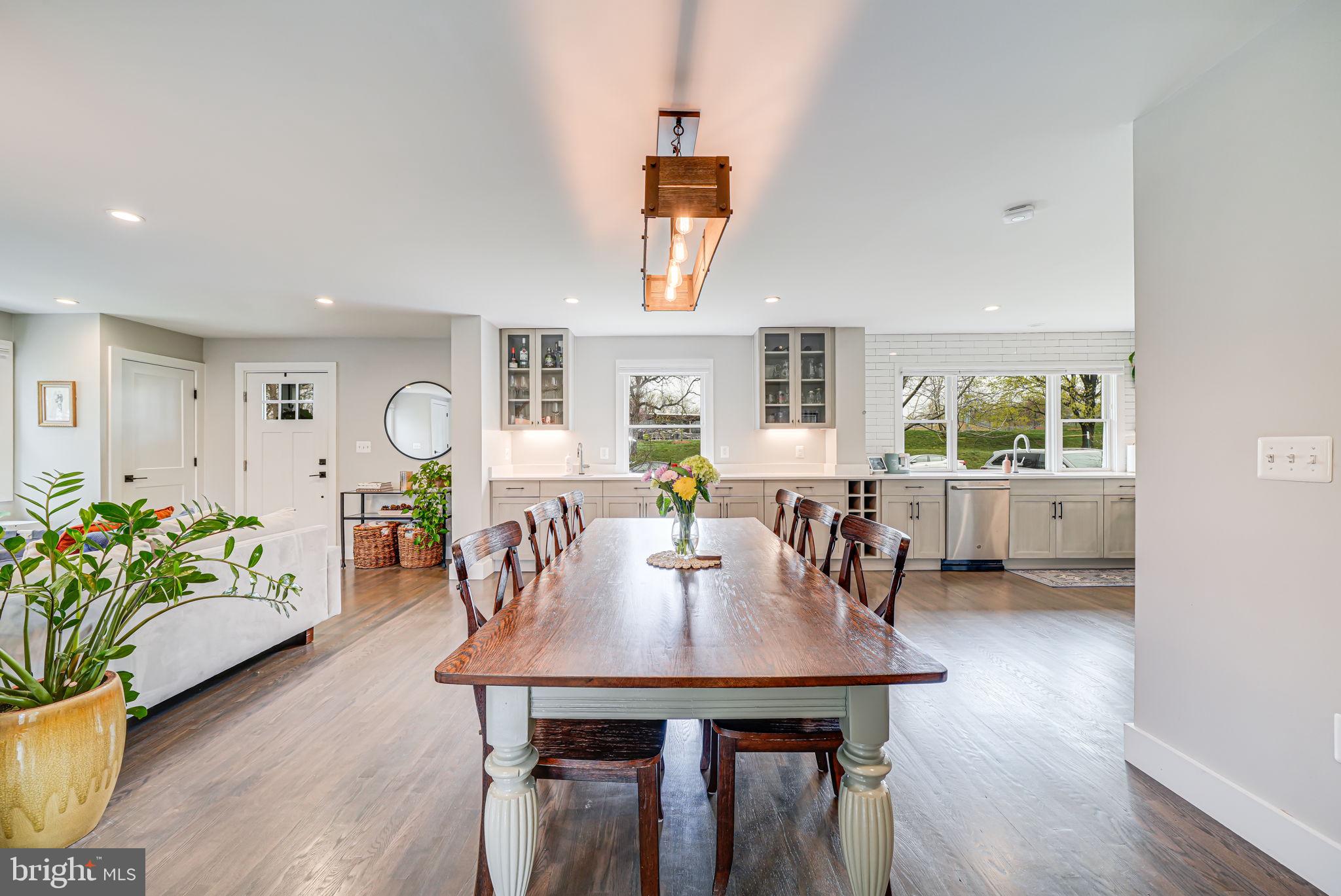 ARLINGTON FOREST - Residential Lease