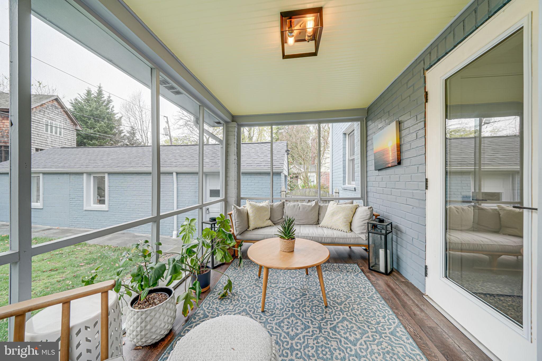 ARLINGTON FOREST - Residential Lease