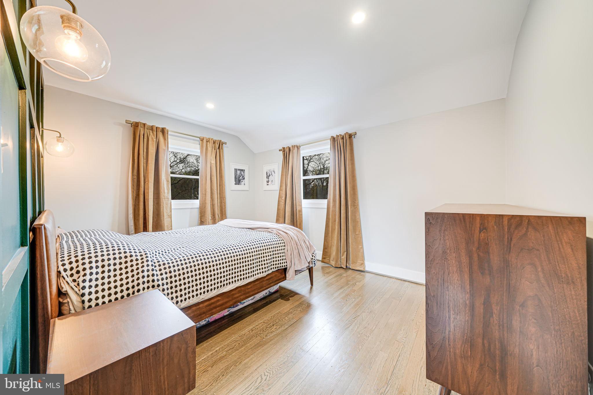 ARLINGTON FOREST - Residential Lease