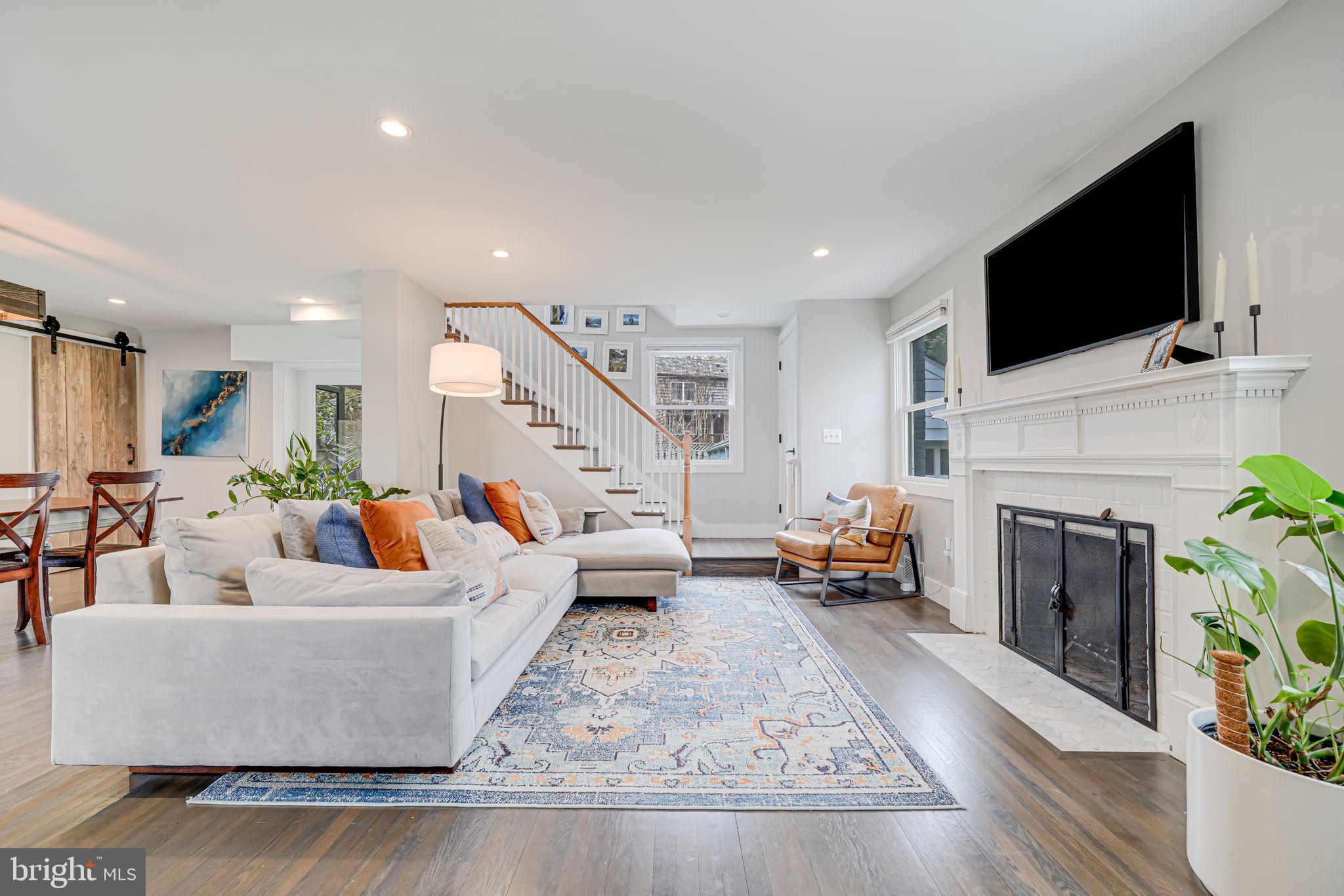 ARLINGTON FOREST - Residential Lease