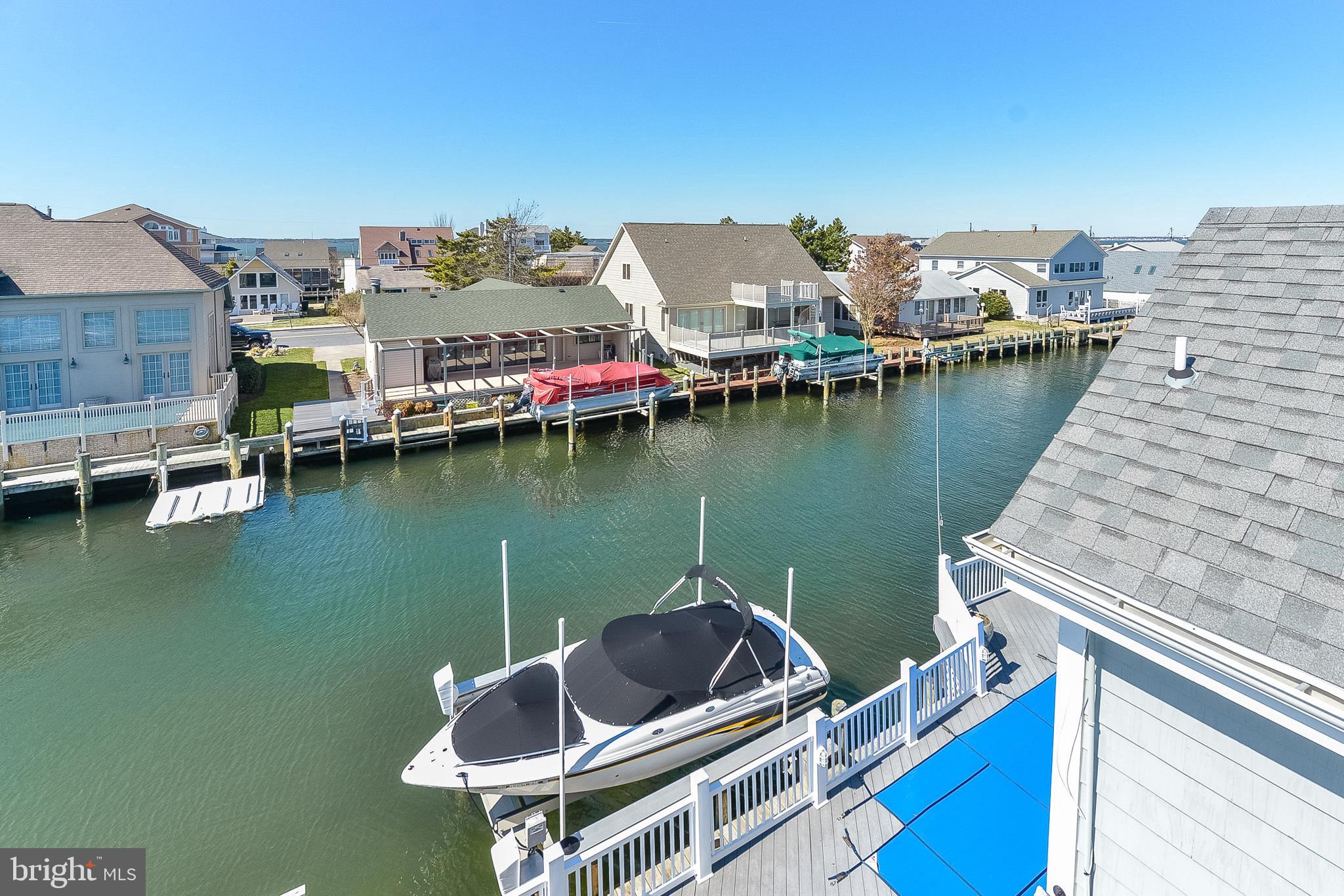 CAINE KEYS II EXT - Residential