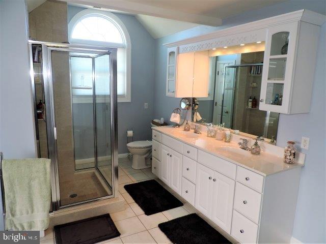 CAINE KEYS II EXT - Residential