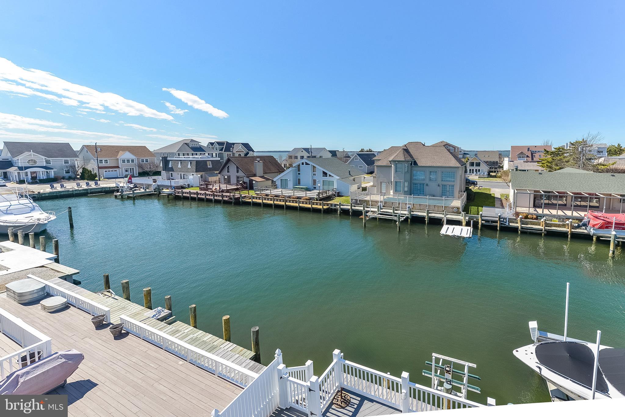 CAINE KEYS II EXT - Residential