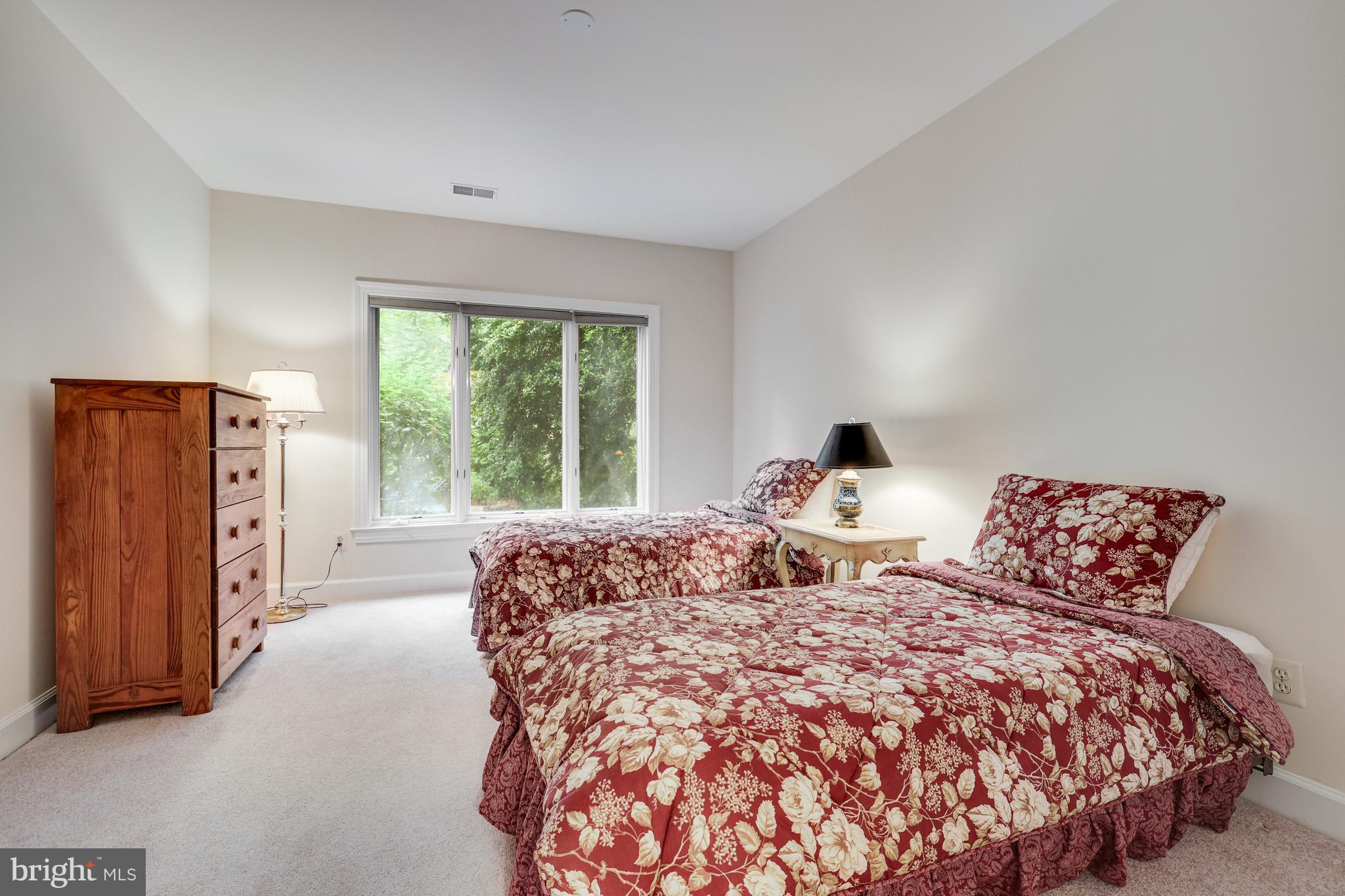 GARFIELD PARK - Residential