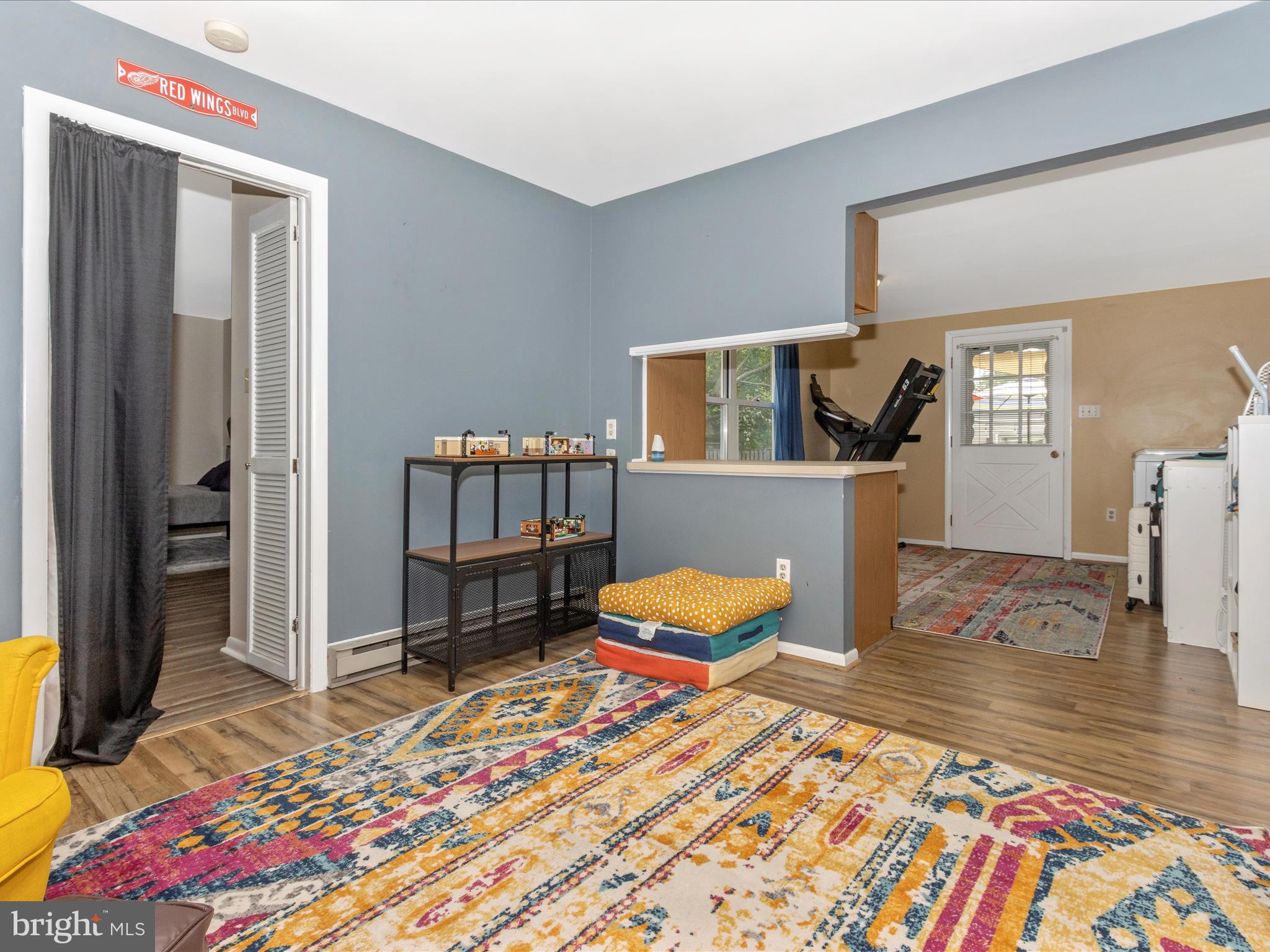 TULIP GROVE - Residential