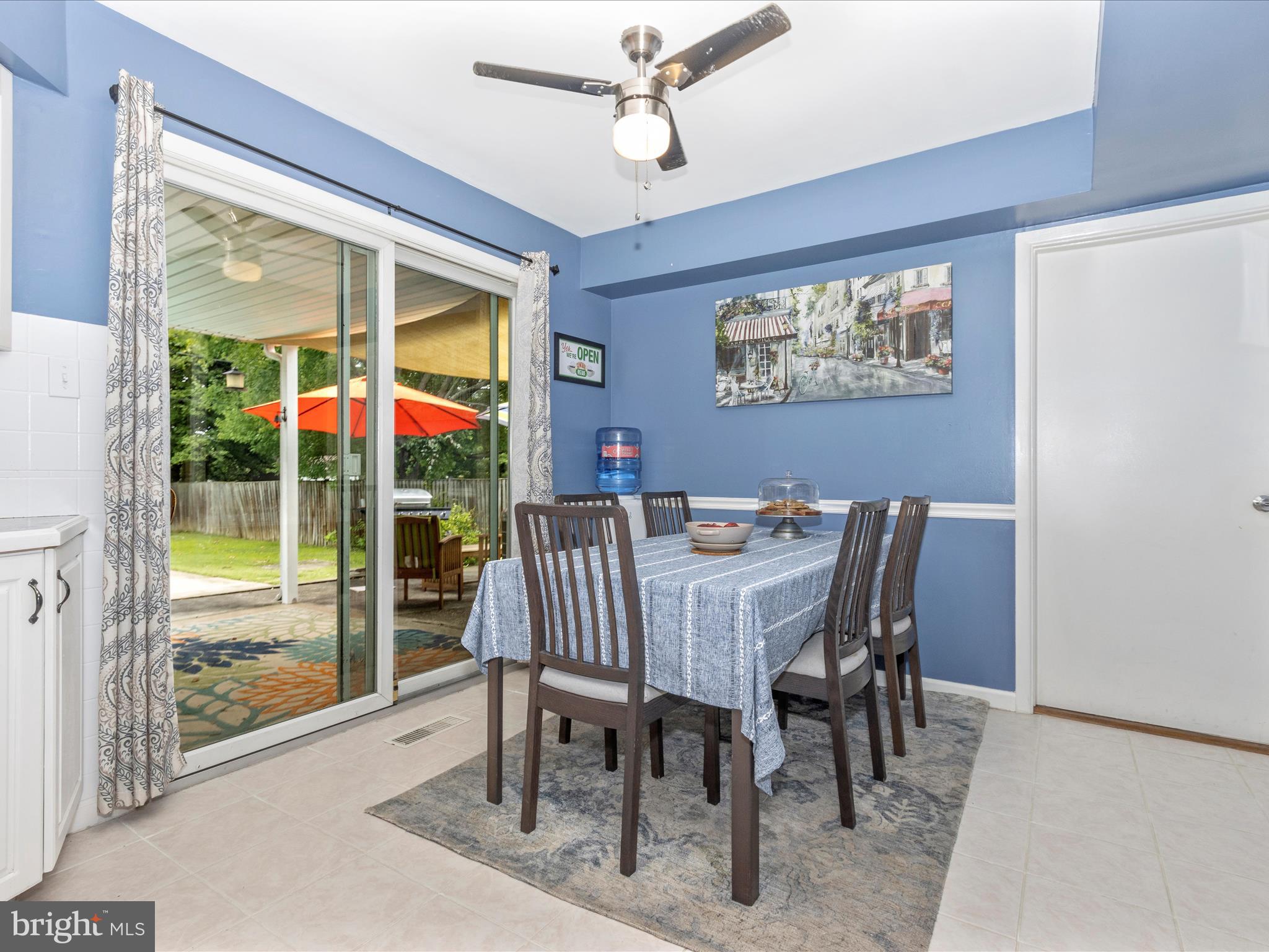 TULIP GROVE - Residential