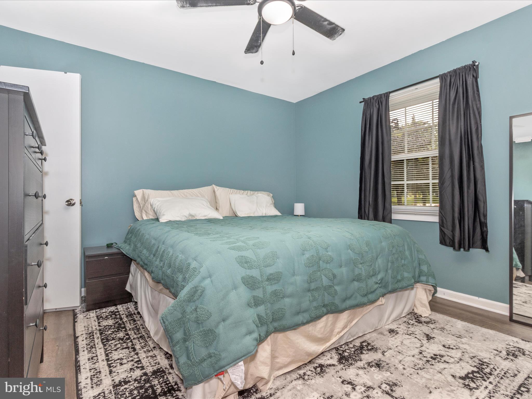 TULIP GROVE - Residential