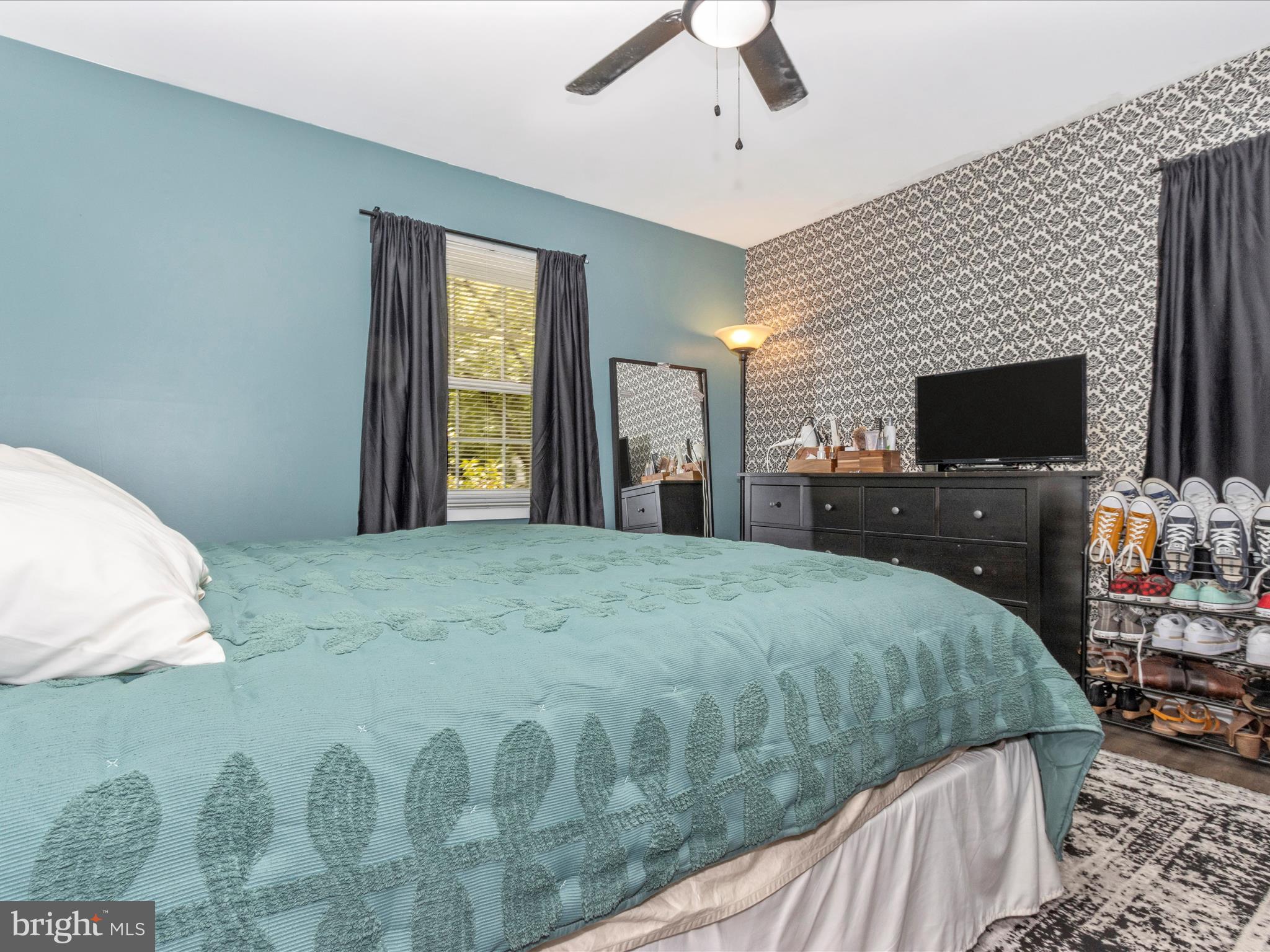 TULIP GROVE - Residential