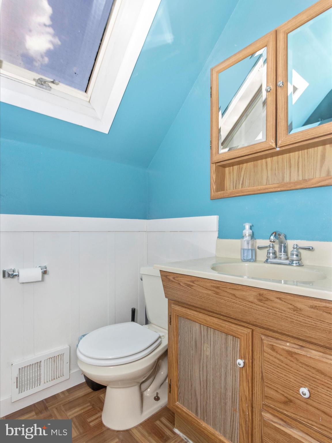 TULIP GROVE - Residential