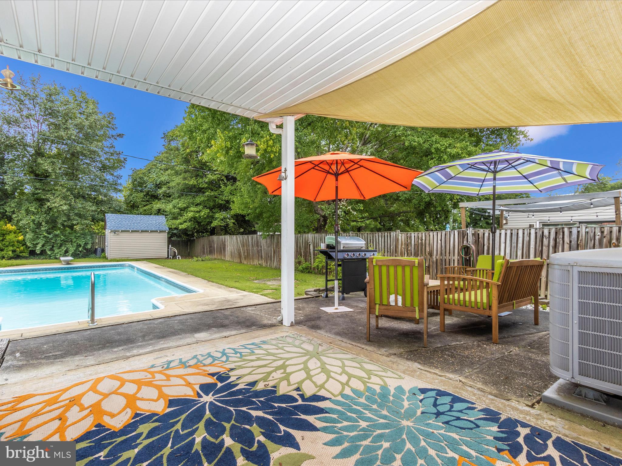 TULIP GROVE - Residential