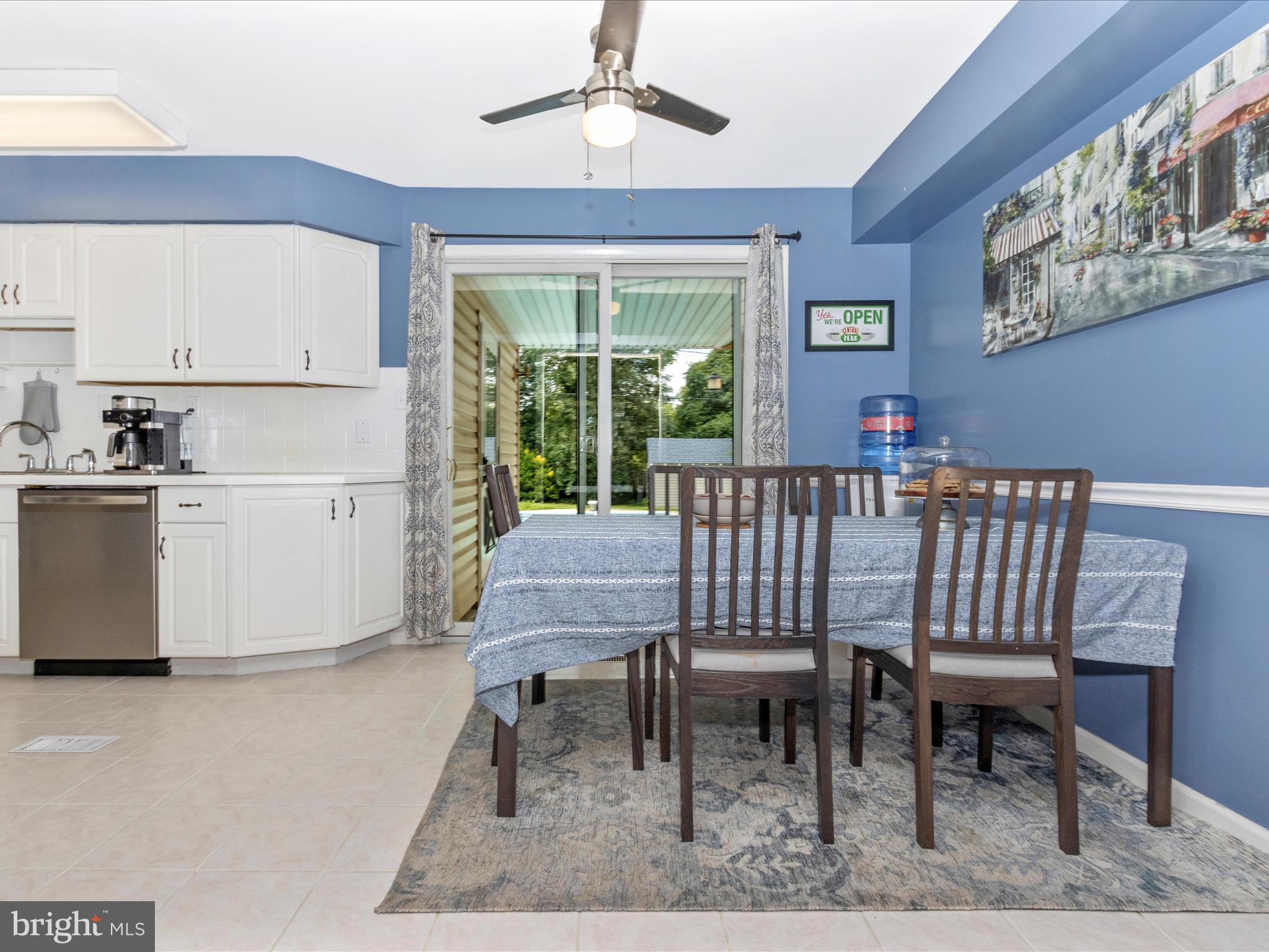 TULIP GROVE - Residential