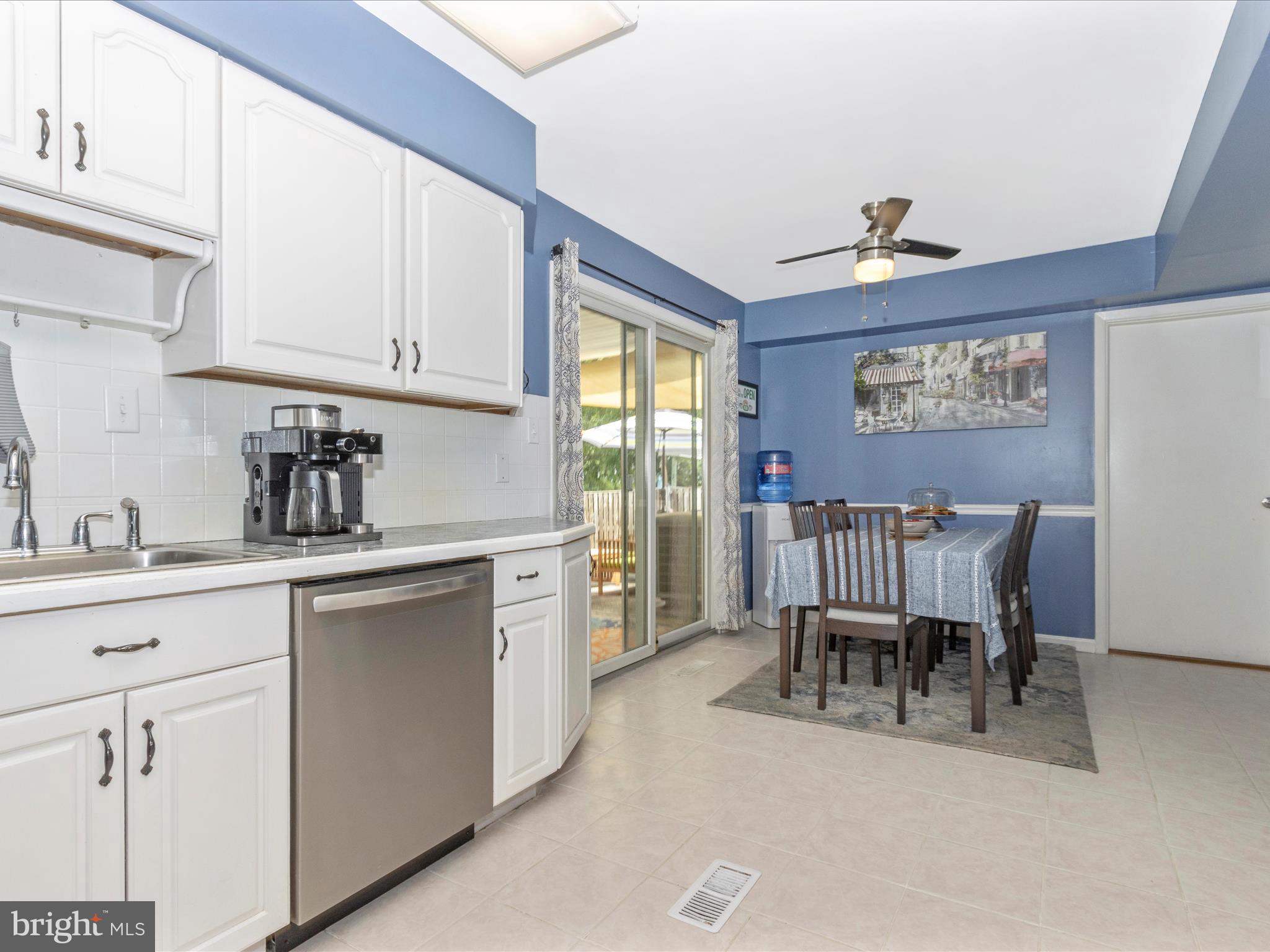 TULIP GROVE - Residential