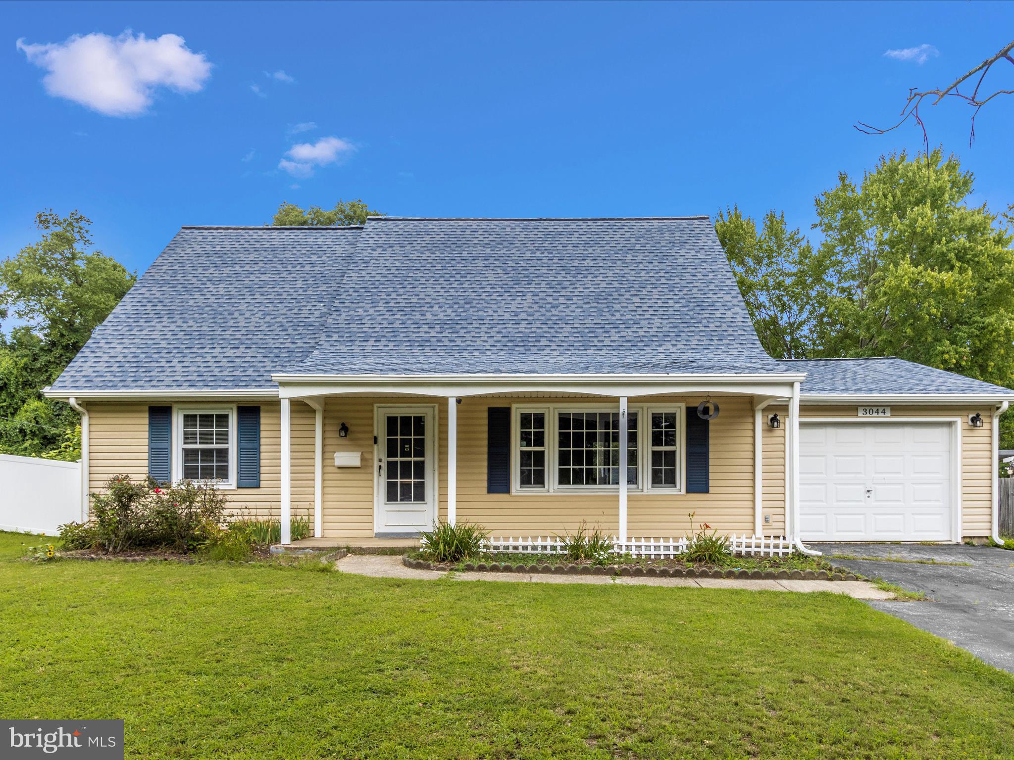 TULIP GROVE - Residential